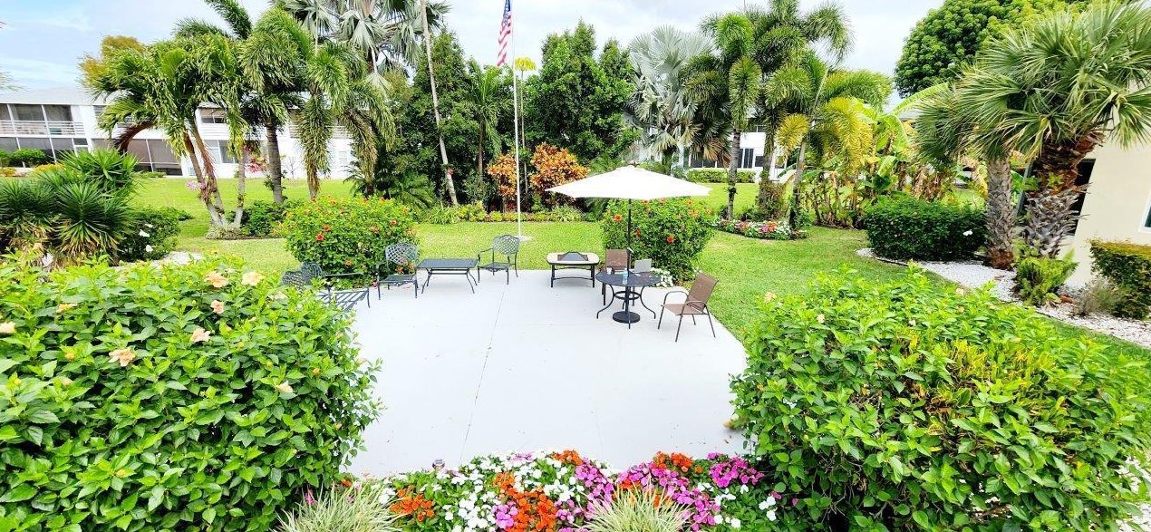 178 Sheffield H, West Palm Beach, FL 33417