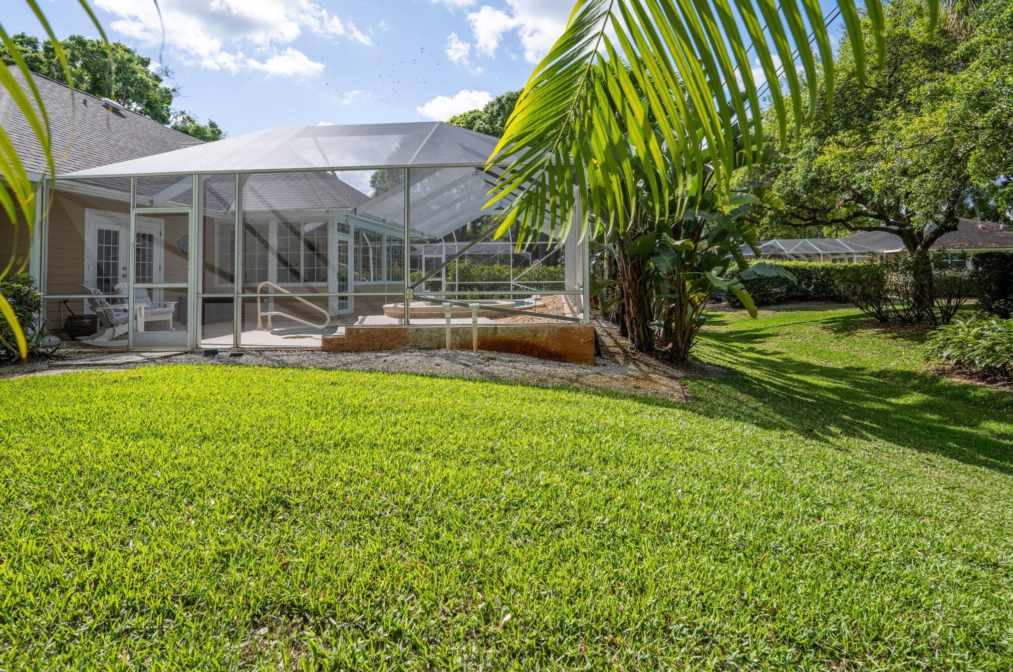 137 38th Ct, Vero Beach FL  32968-2452 exterior