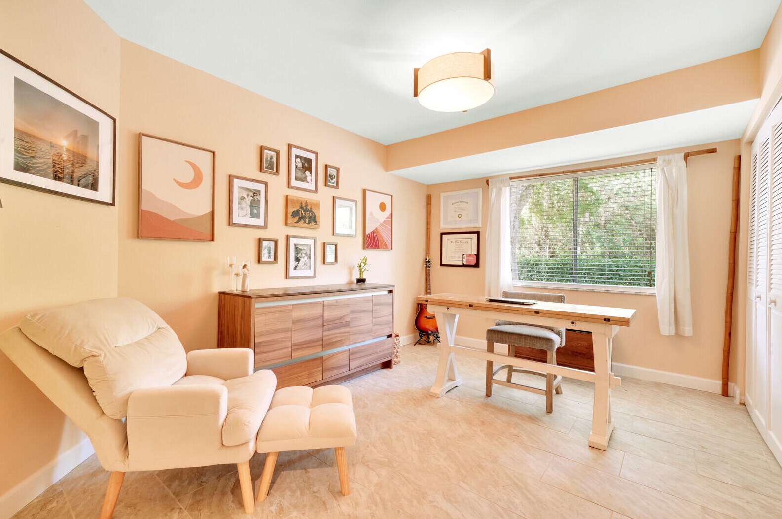 1964 5th Ave, Vero Beach FL  32962-7303 exterior