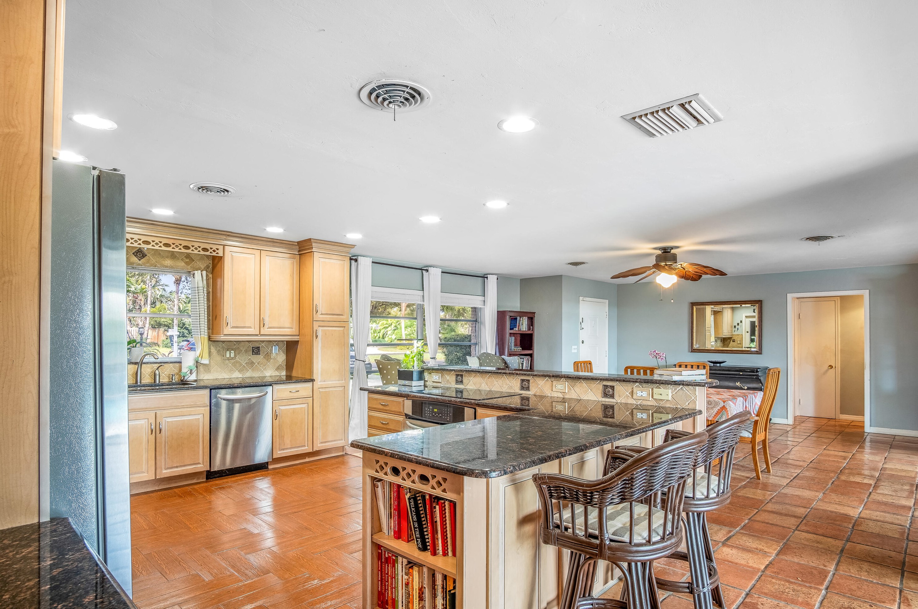 812 Chapel Hl Blvd, Boynton Beach FL 33435-8112 exterior