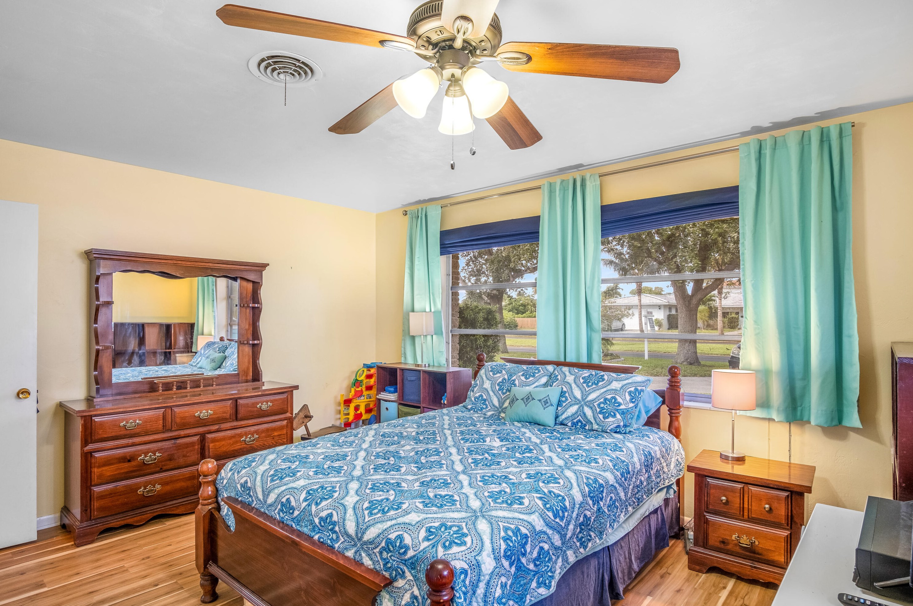 812 Chapel Hl Blvd, Boynton Beach FL 33435-8112 exterior