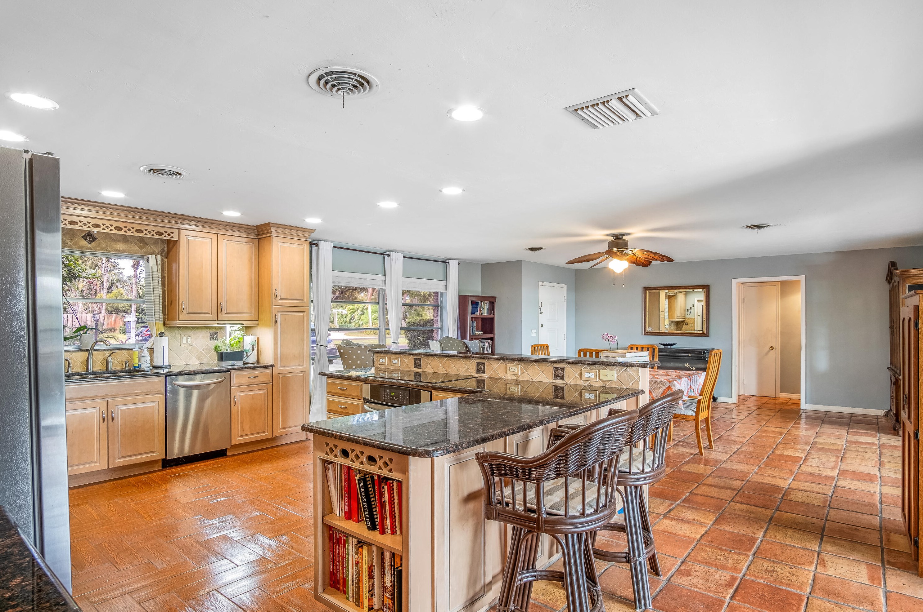 812 Chapel Hl Blvd, Boynton Beach FL 33435-8112 exterior