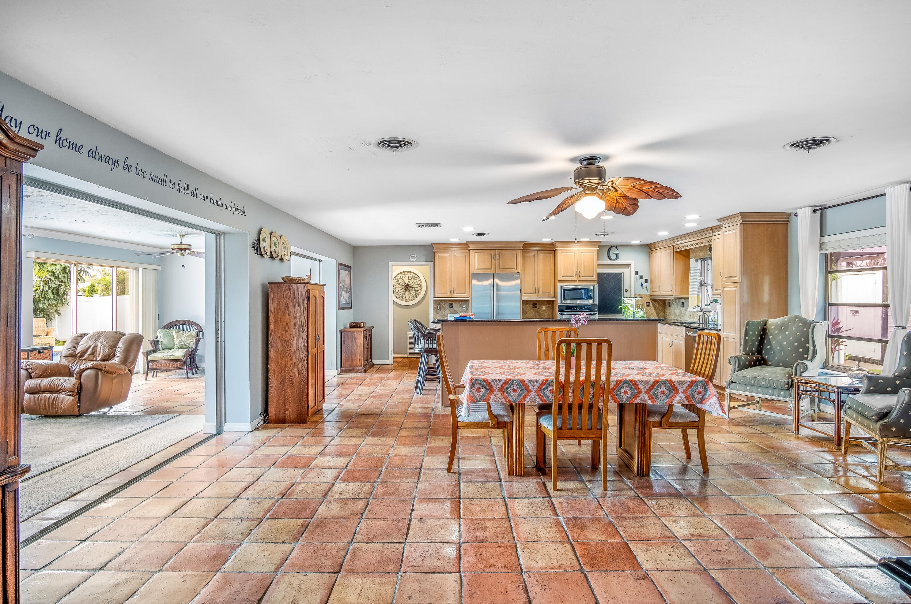 812 Chapel Hl Blvd, Boynton Beach FL 33435-8112 exterior