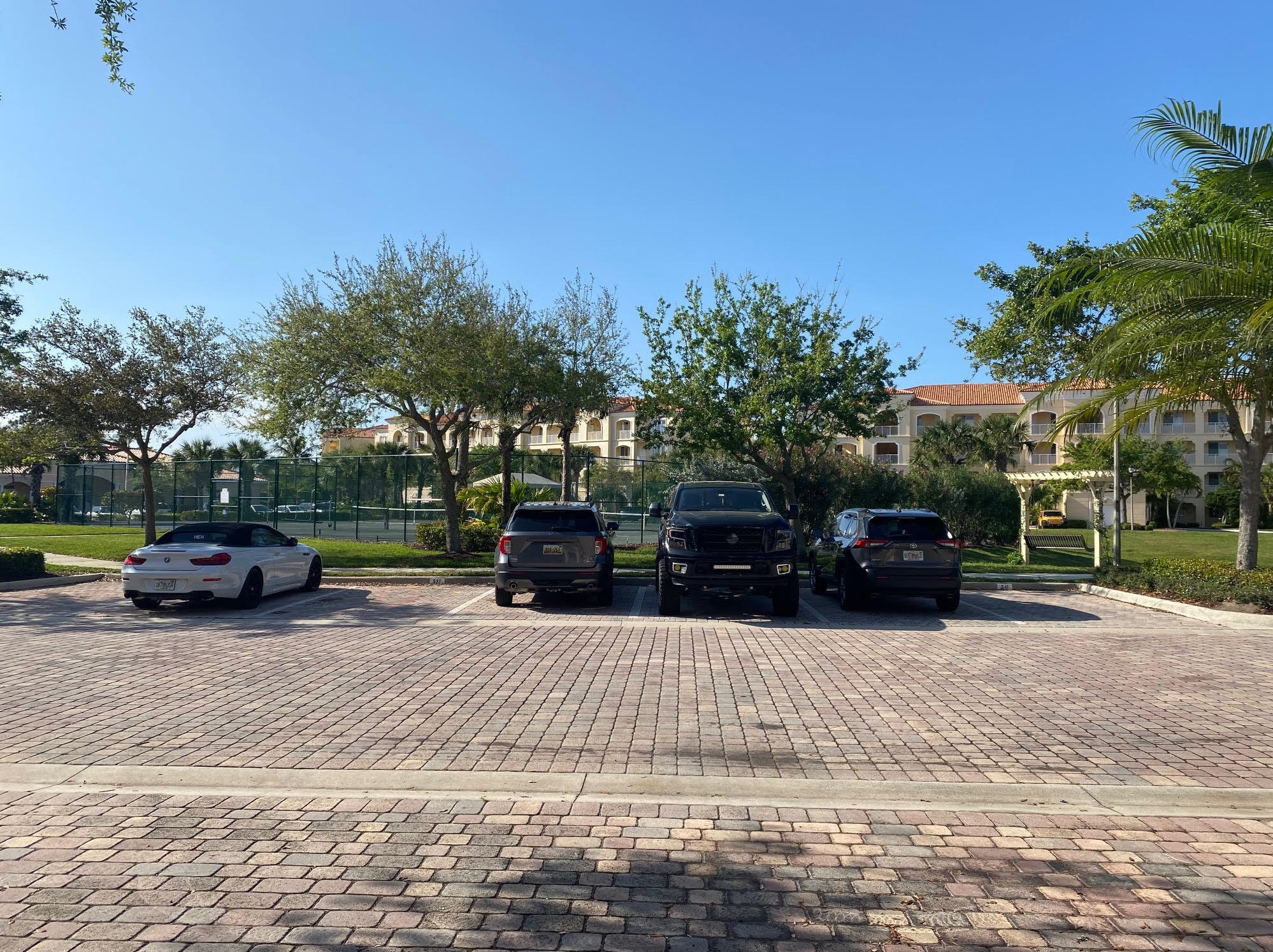 26 Harbour Isle Dr, Fort Pierce FL 34949-2750 exterior