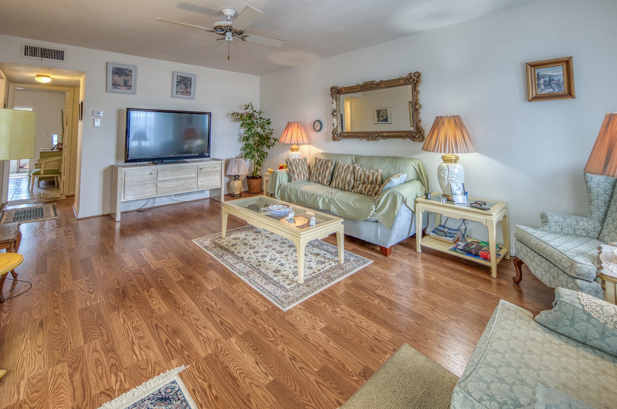 2440 Lake Osborne Dr #210, Lake Worth, FL 33461