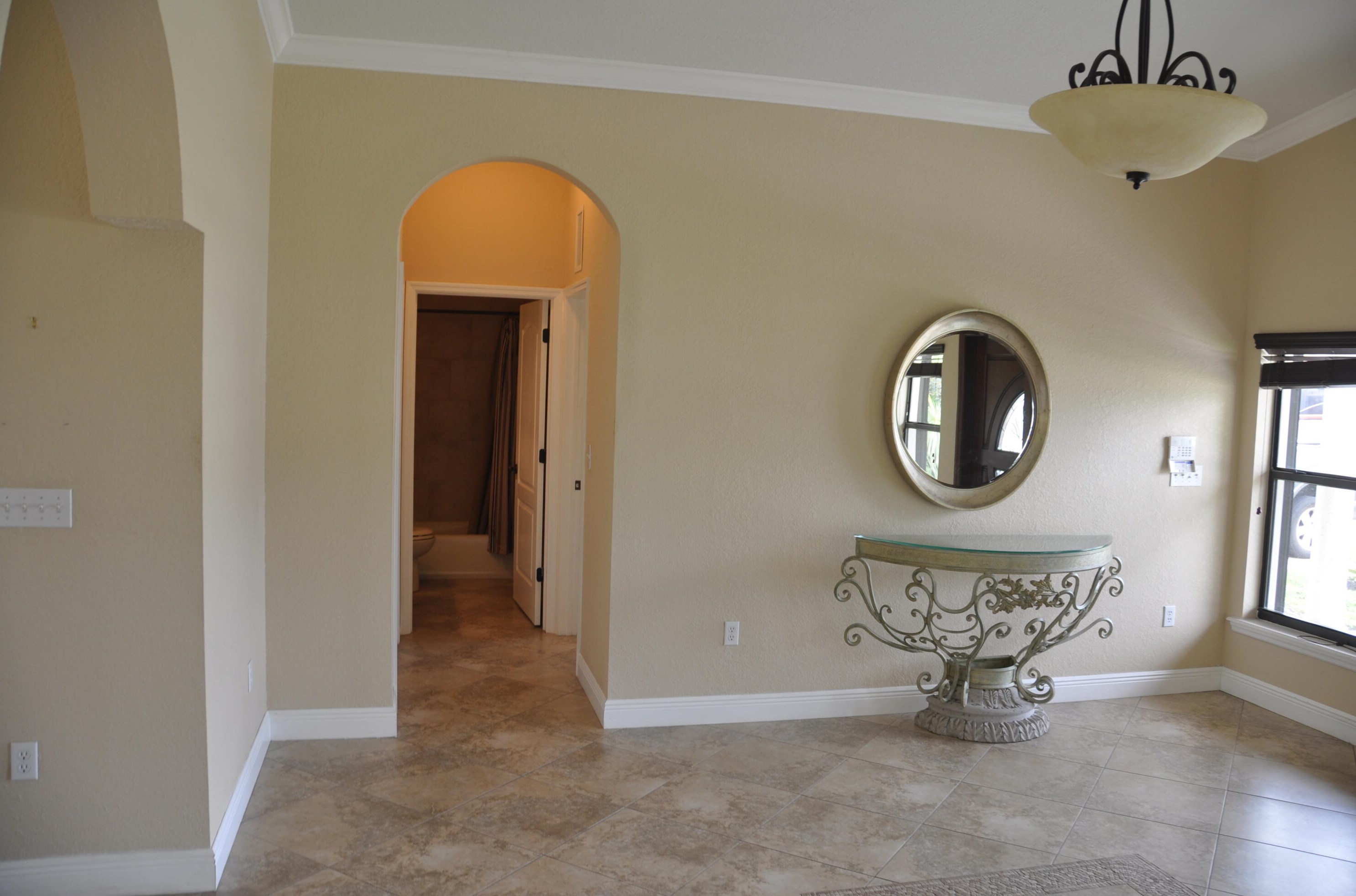 690 57 St, Hialeah FL  33013-1355 exterior