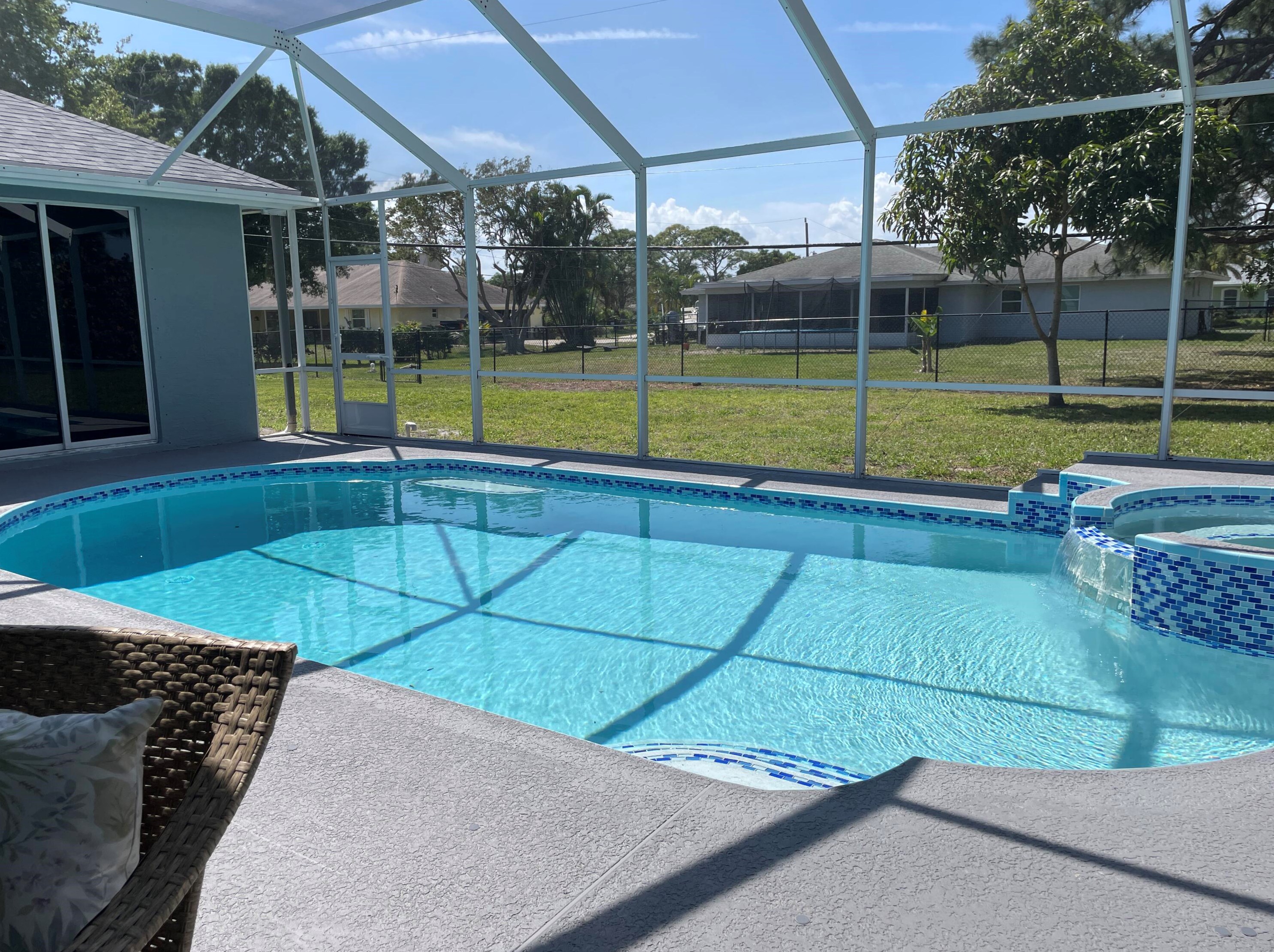 2862 Bakersfield St, Fort Pierce FL  34952-5841 exterior