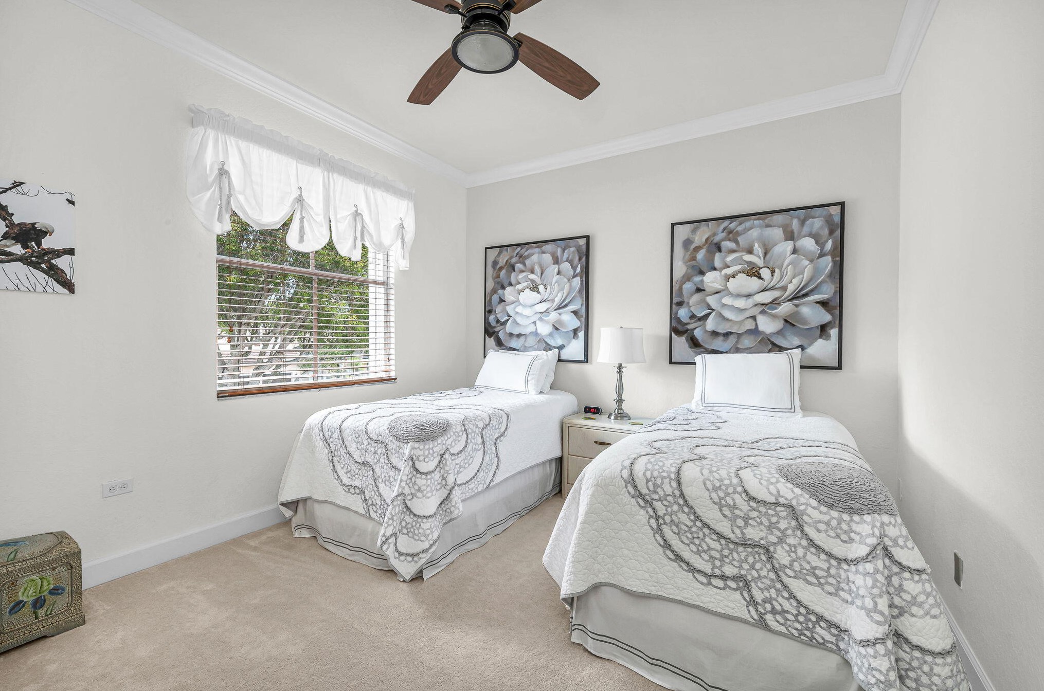 9042 Sedgewood Dr, Lake Worth FL  33467-6990 exterior