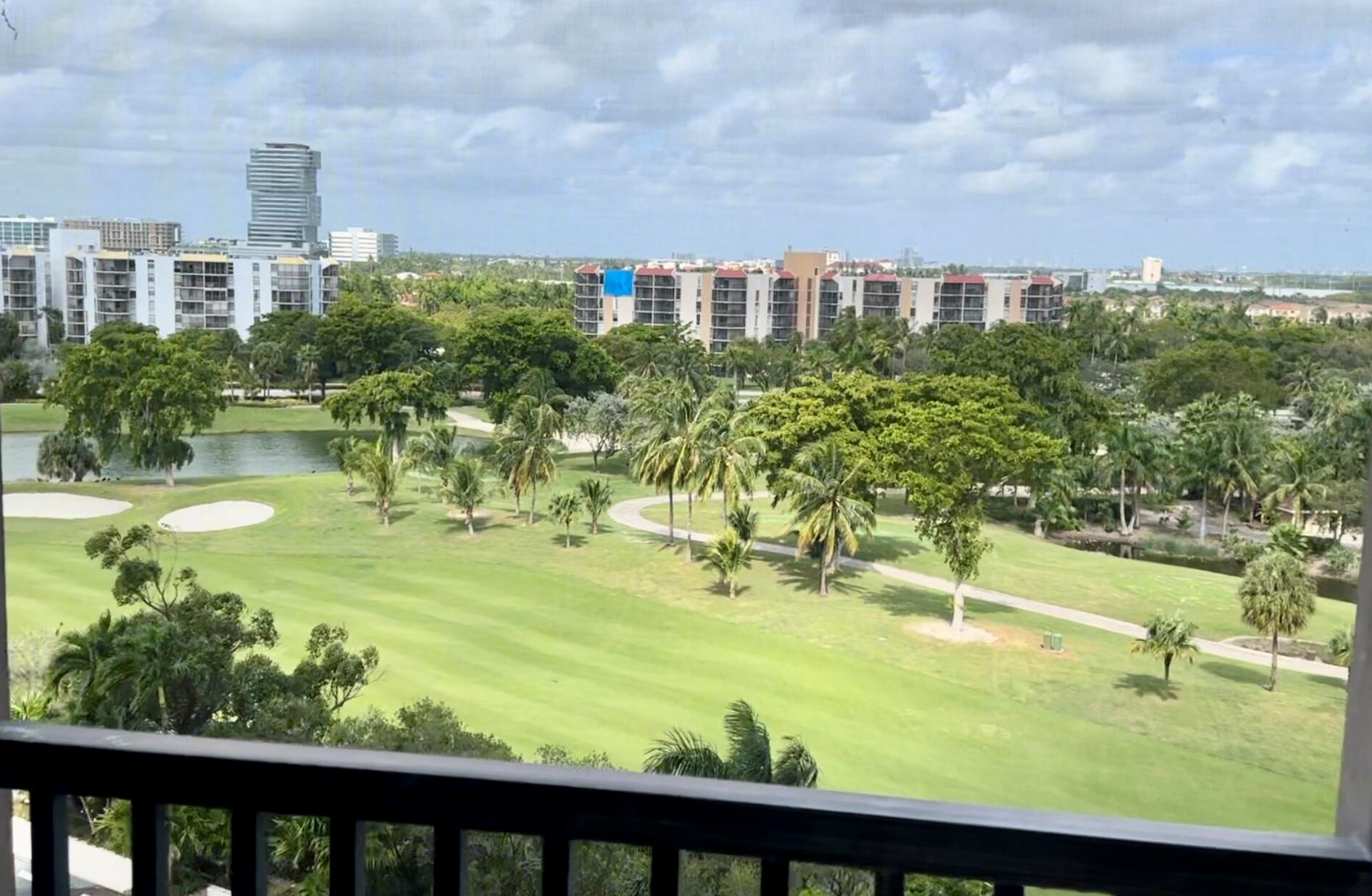 20379 Country Club Dr, Miami FL  33180-1627 exterior