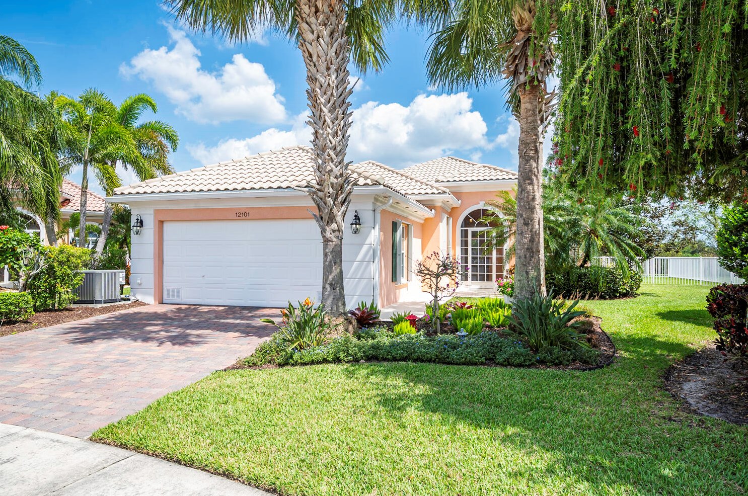 12101 Sw Lockhaven Ct, Fort Pierce, FL 34987