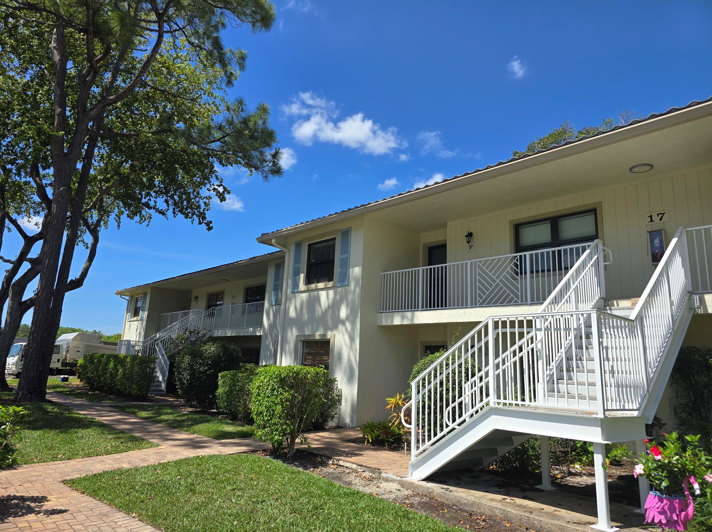 17 Westgate Ln #17h, Boynton Beach, FL 33436