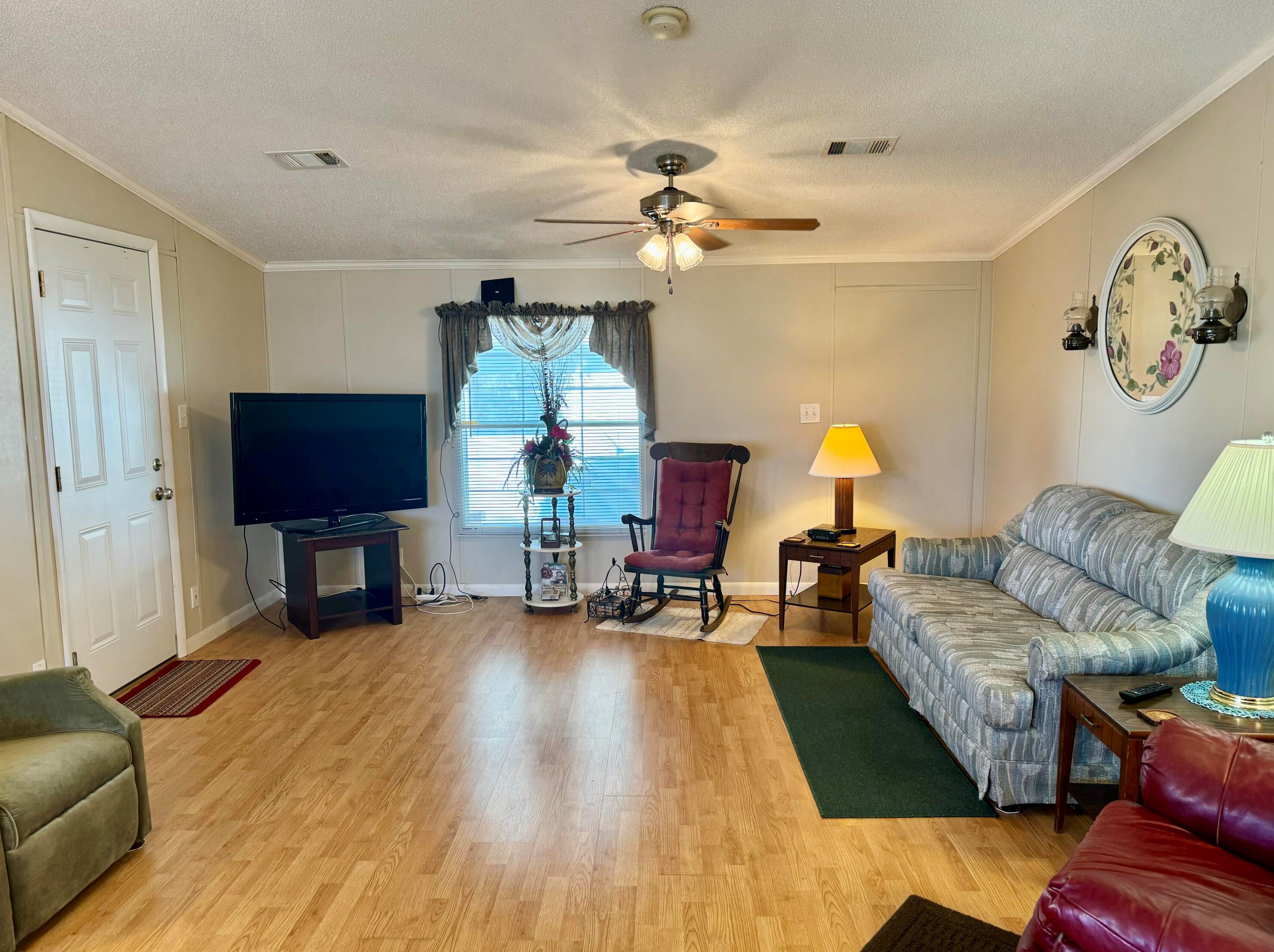 4330 13 Ave, Okeechobee FL 34974-7609 exterior