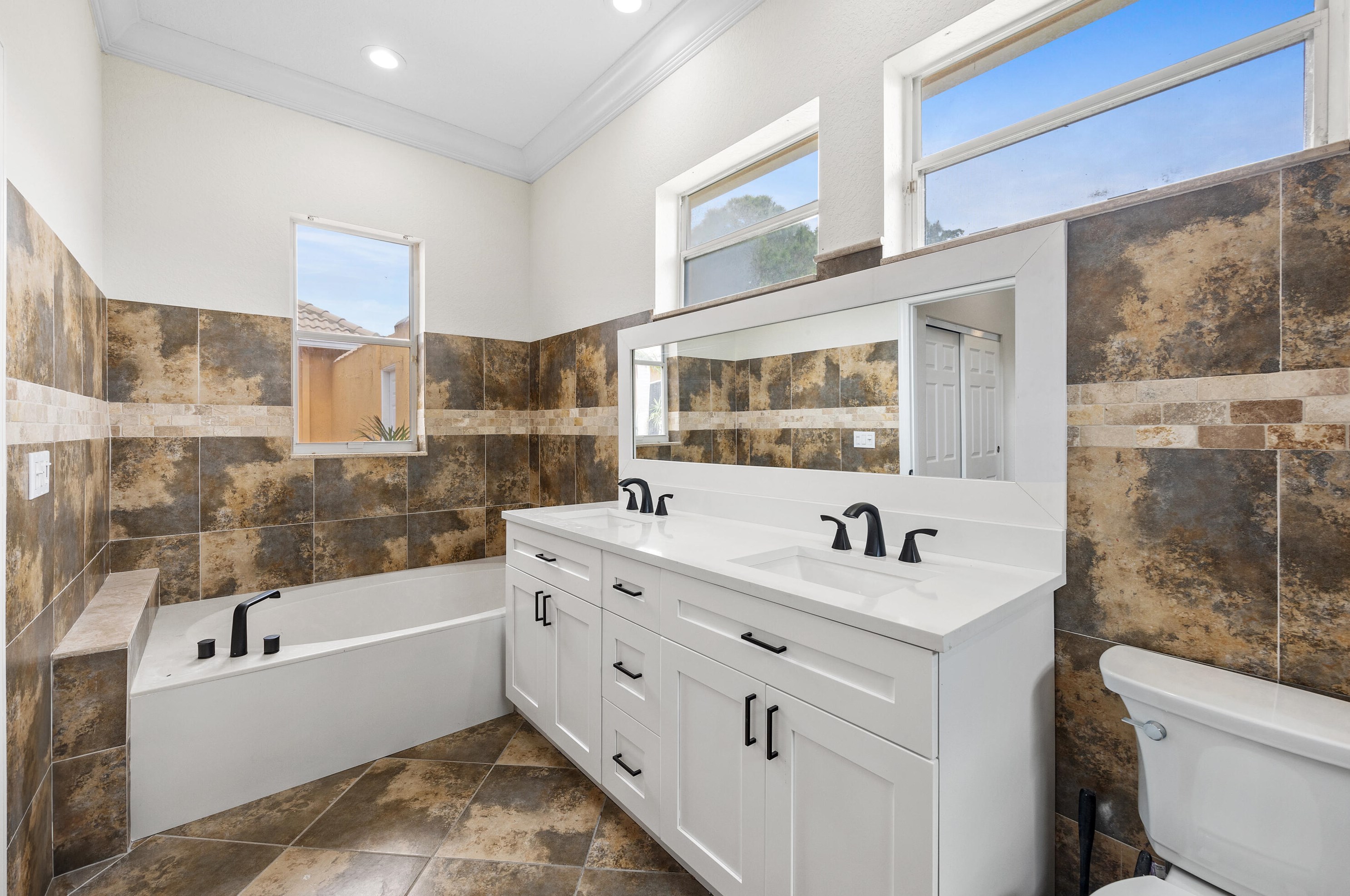 9924 Boynton Gardens Way, Boynton Beach FL 33437-5344 exterior