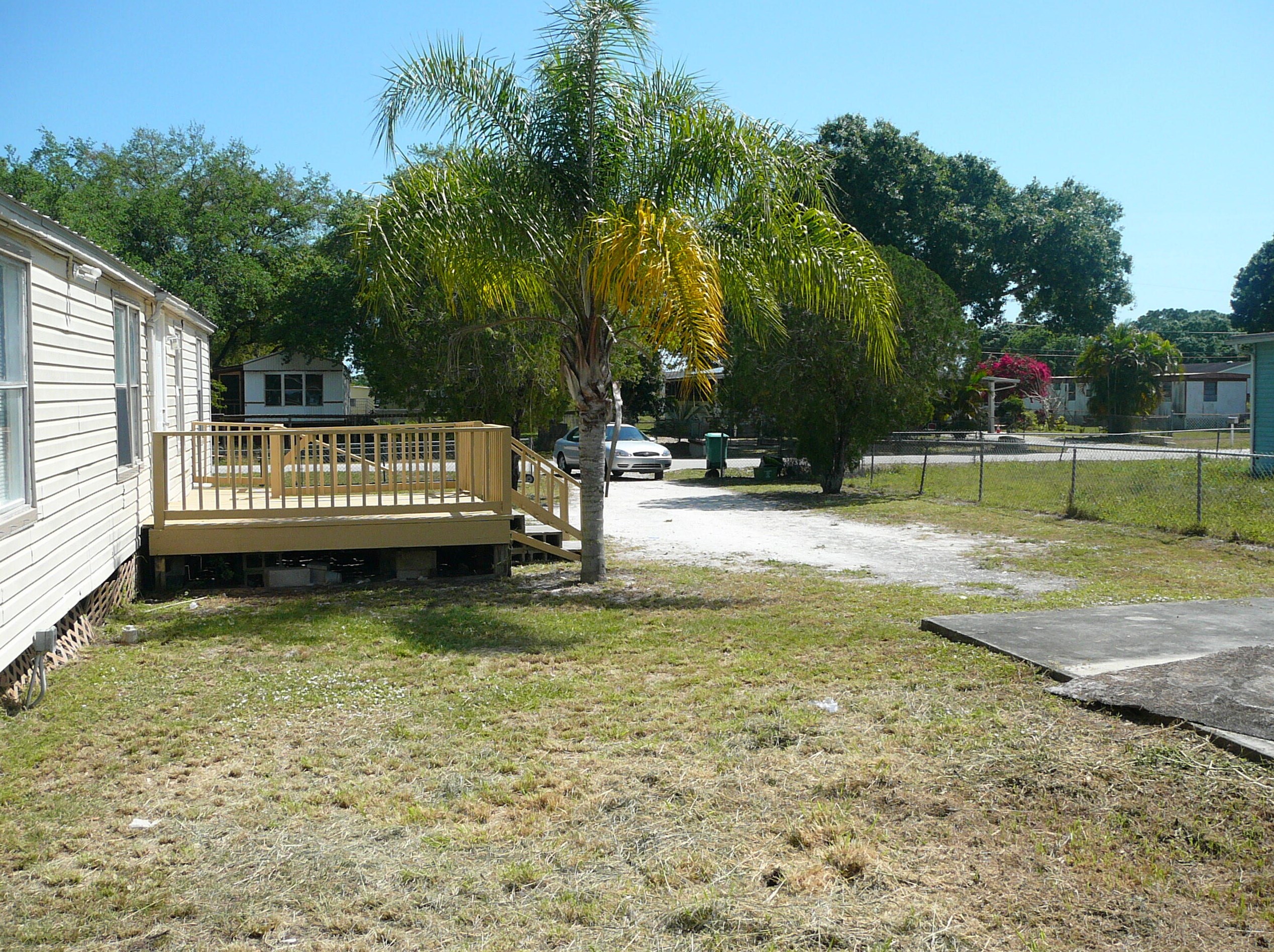 1113 Joy Ln, Fort Pierce FL  34945-2403 exterior