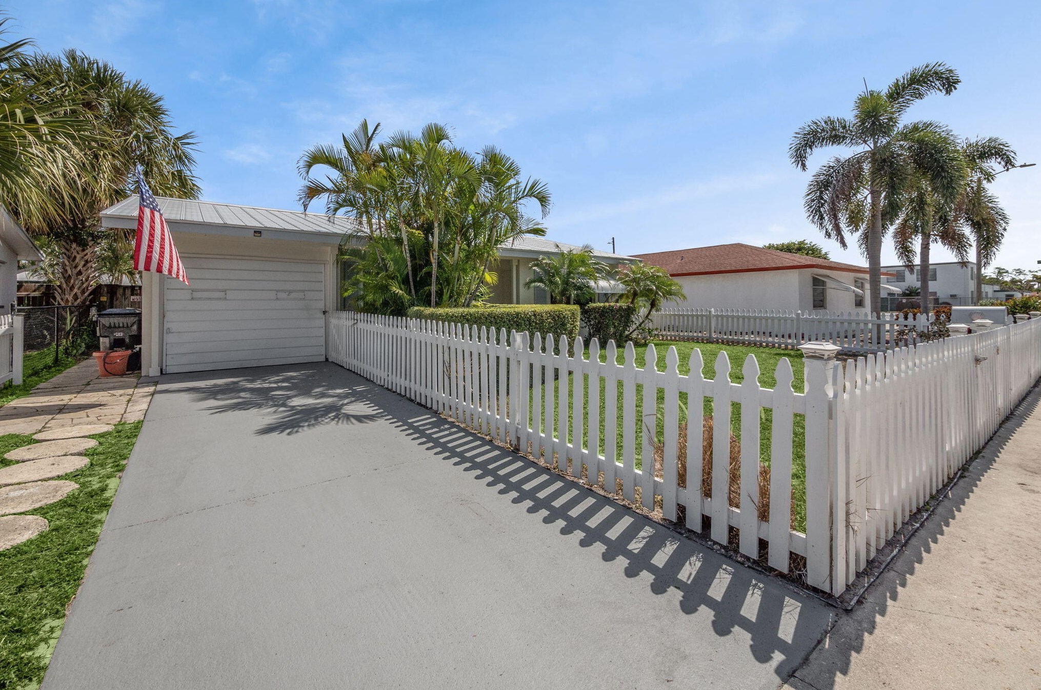 1506 N J Terrace, Lake Worth, FL 33460