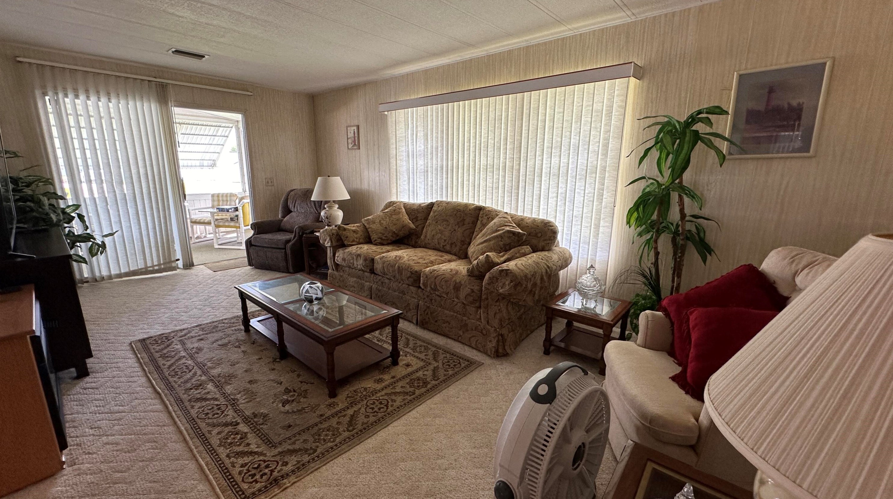 7073 Se Redbird Cir, Hobe Sound, FL 33455