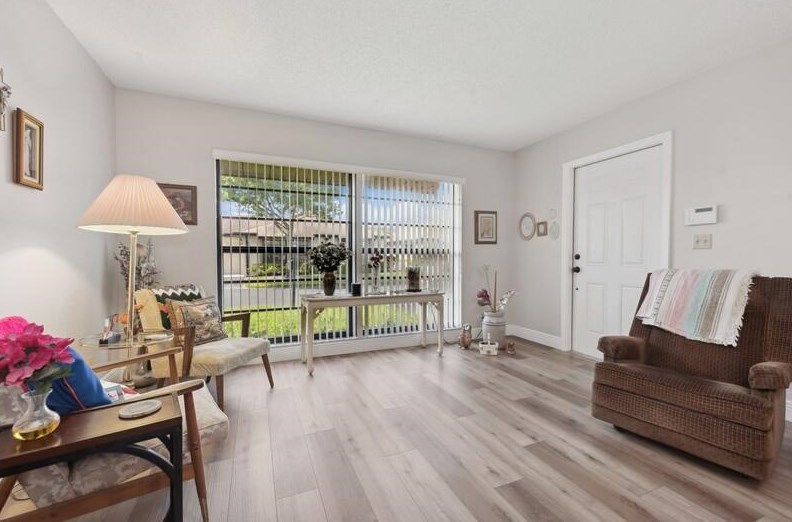 4884 Hawkwood Rd #b, Boynton Beach, FL 33436