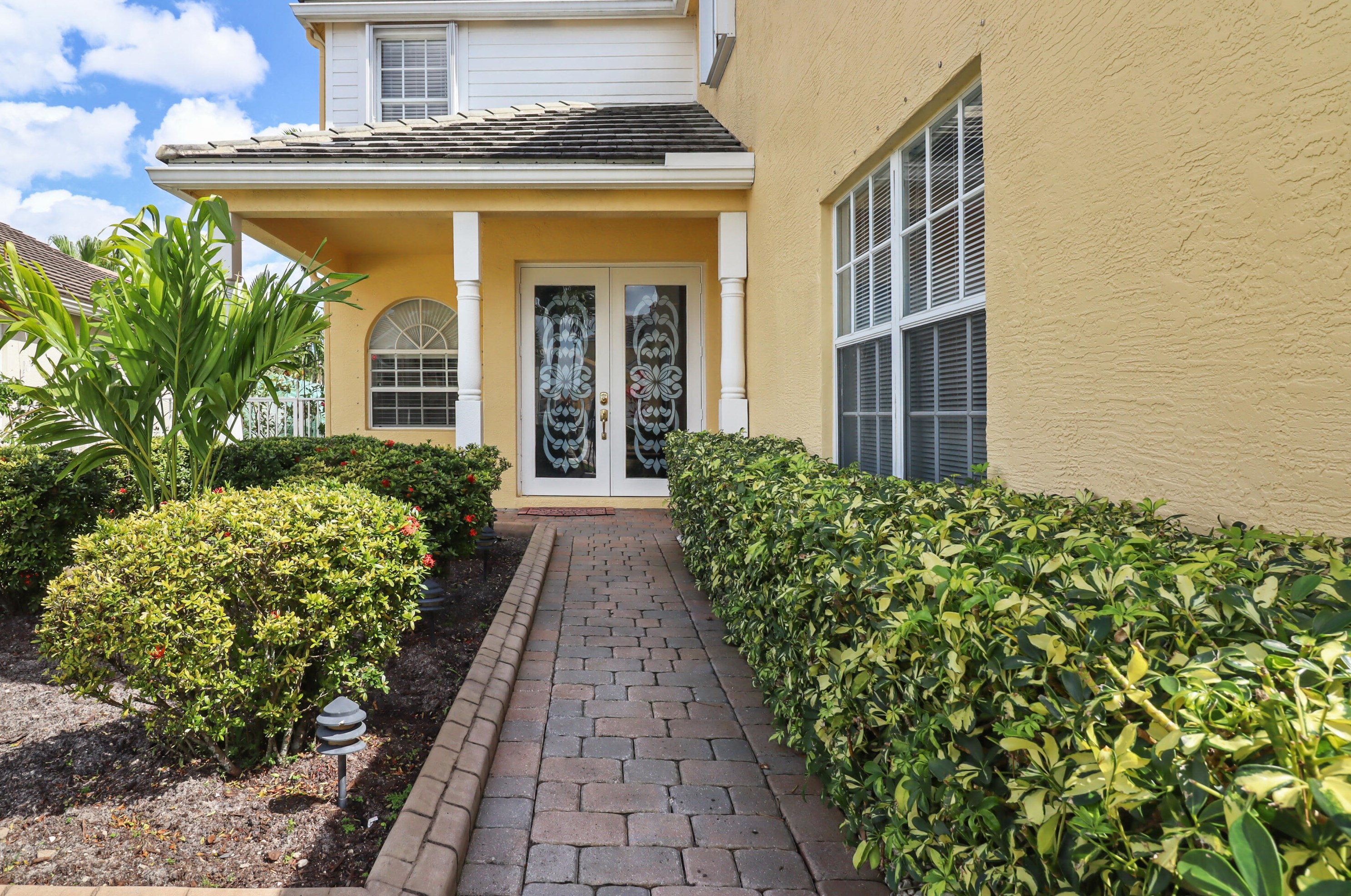 112 Kensington Way, West Palm Beach, FL 33414