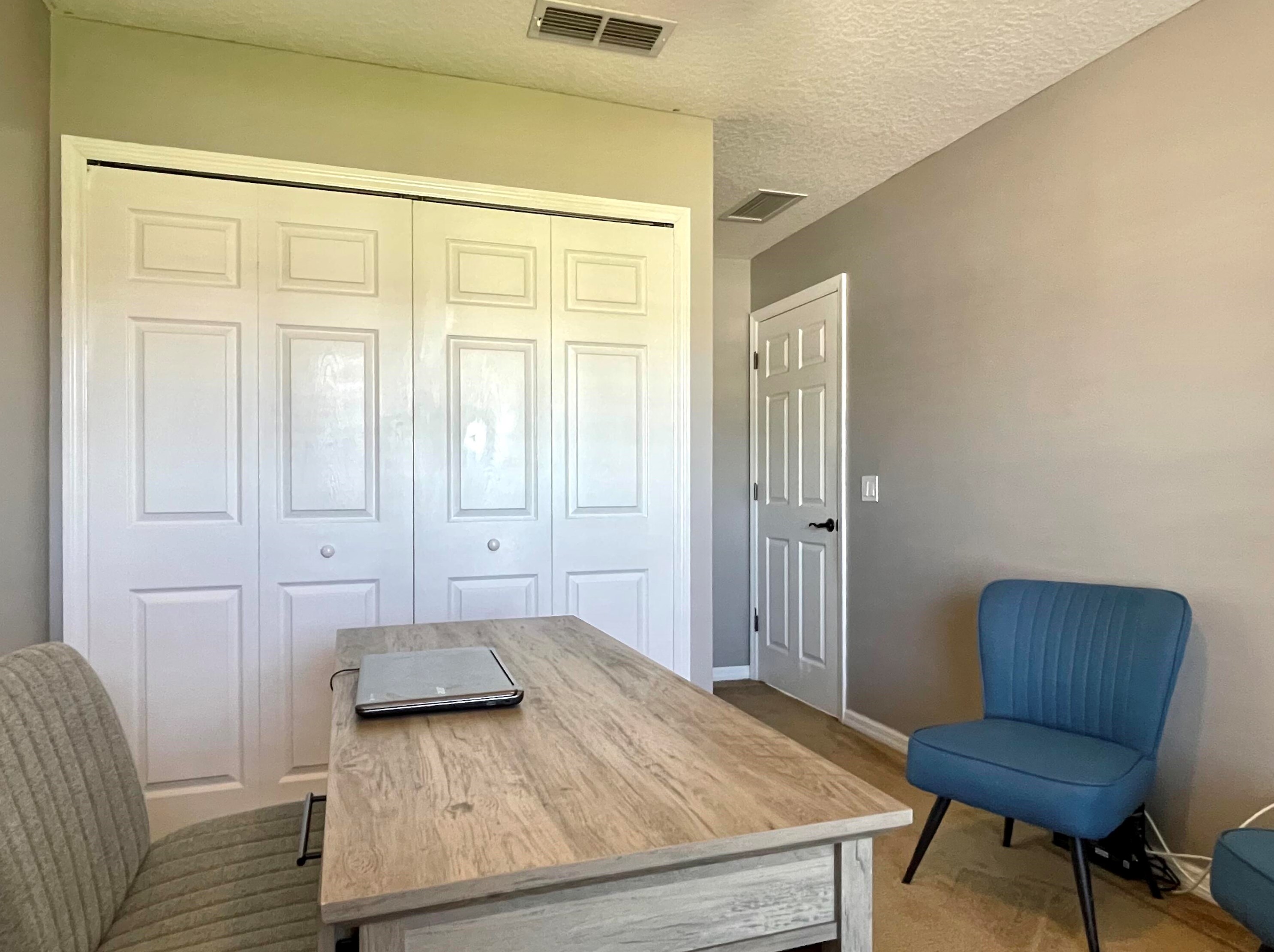 6404 Las Palmas Way, Fort Pierce FL  34952-9033 exterior