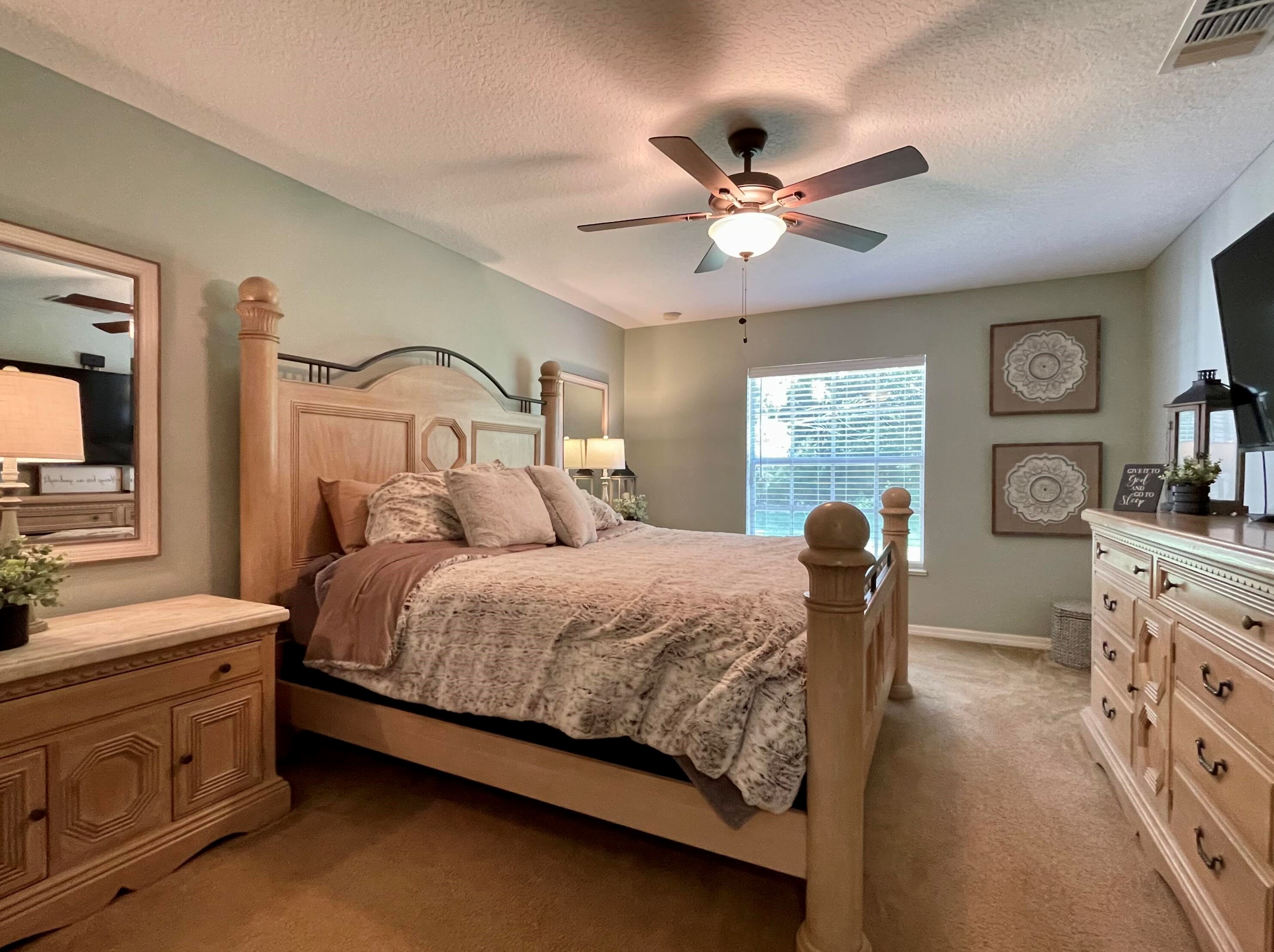 6404 Las Palmas Way, Fort Pierce FL  34952-9033 exterior