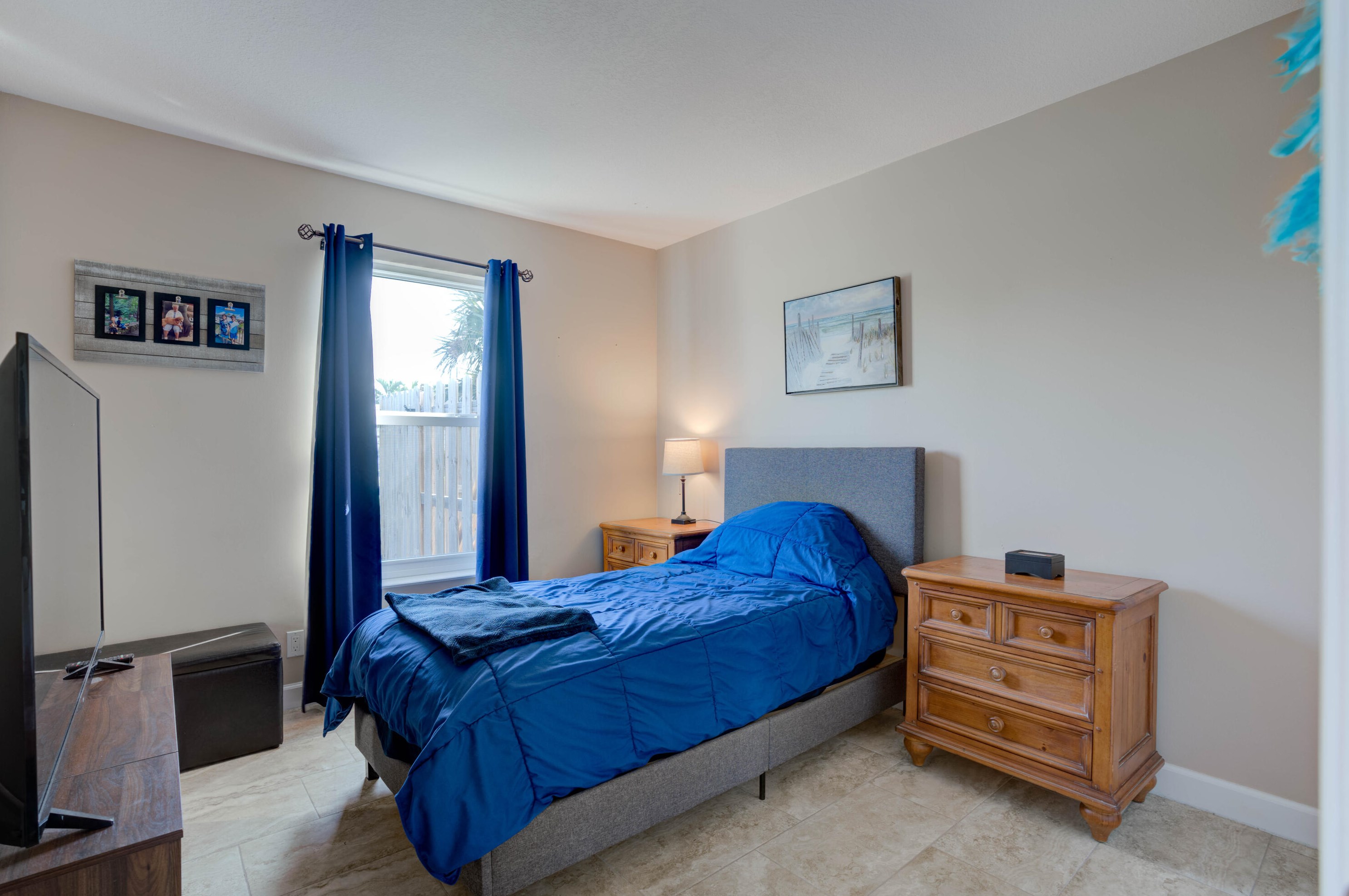 49 Chapel Ct, Jupiter FL 33469-2168 exterior