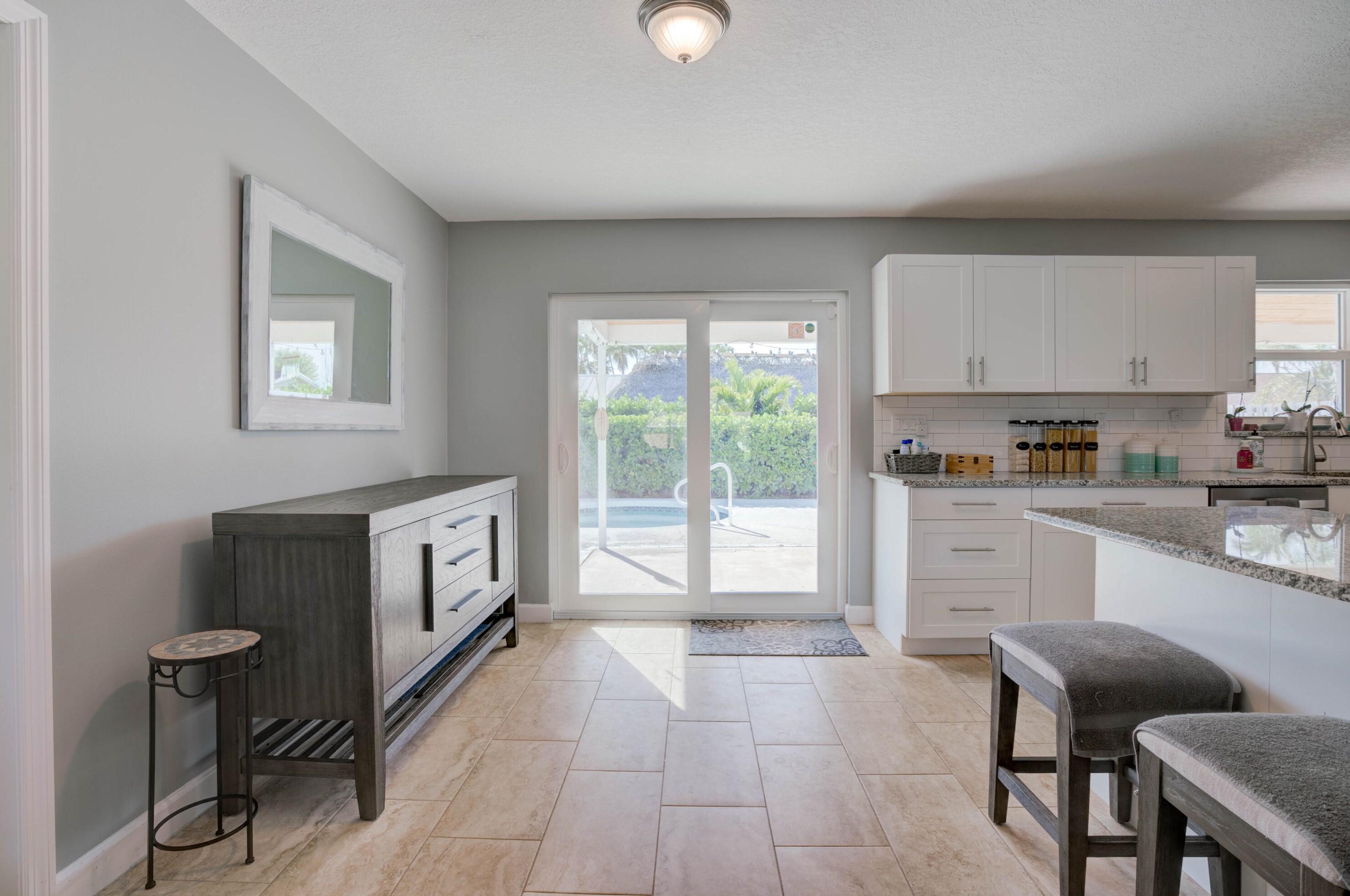 49 Chapel Ct, Jupiter FL 33469-2168 exterior