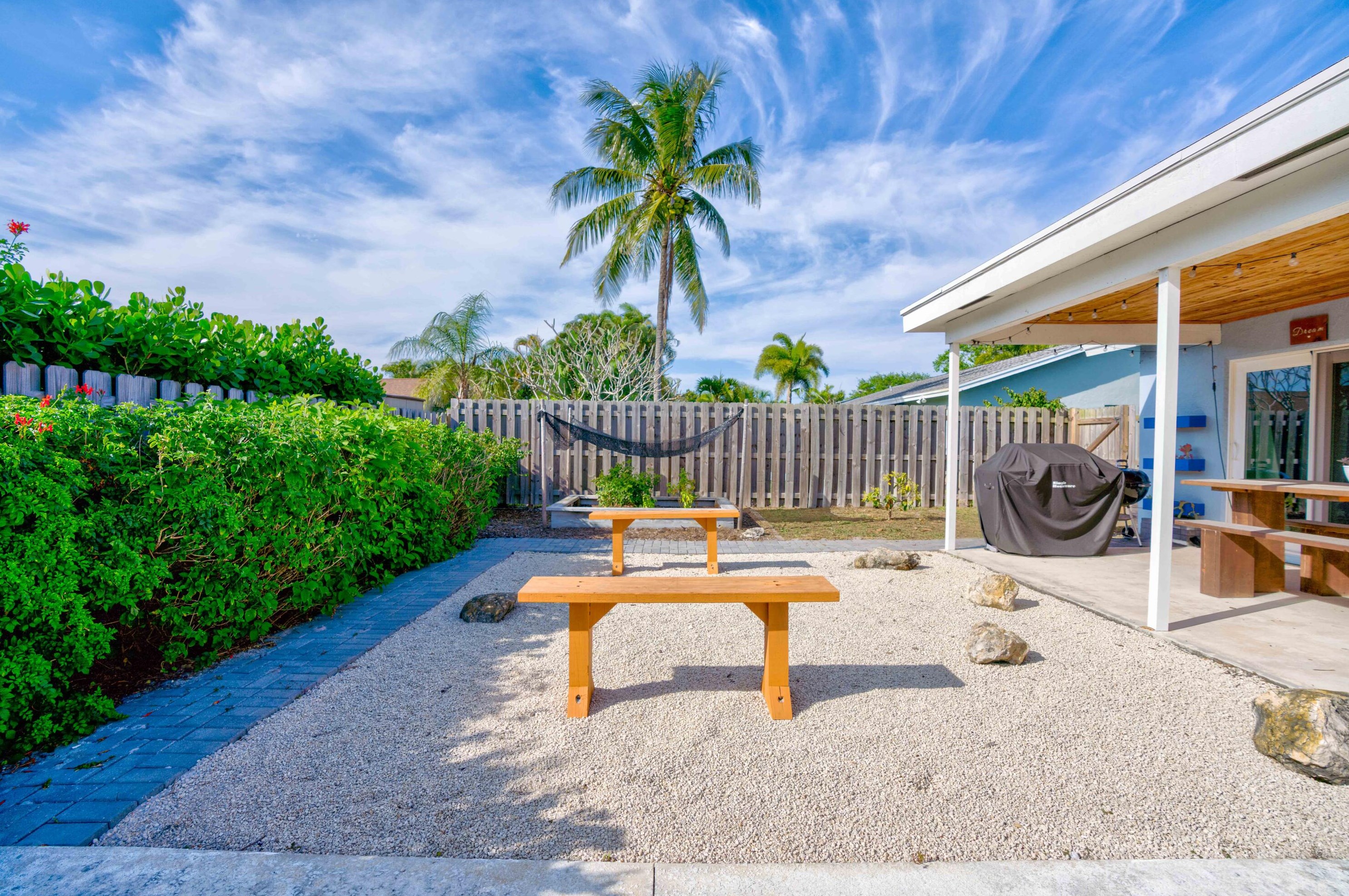 49 Chapel Ct, Jupiter FL 33469-2168 exterior