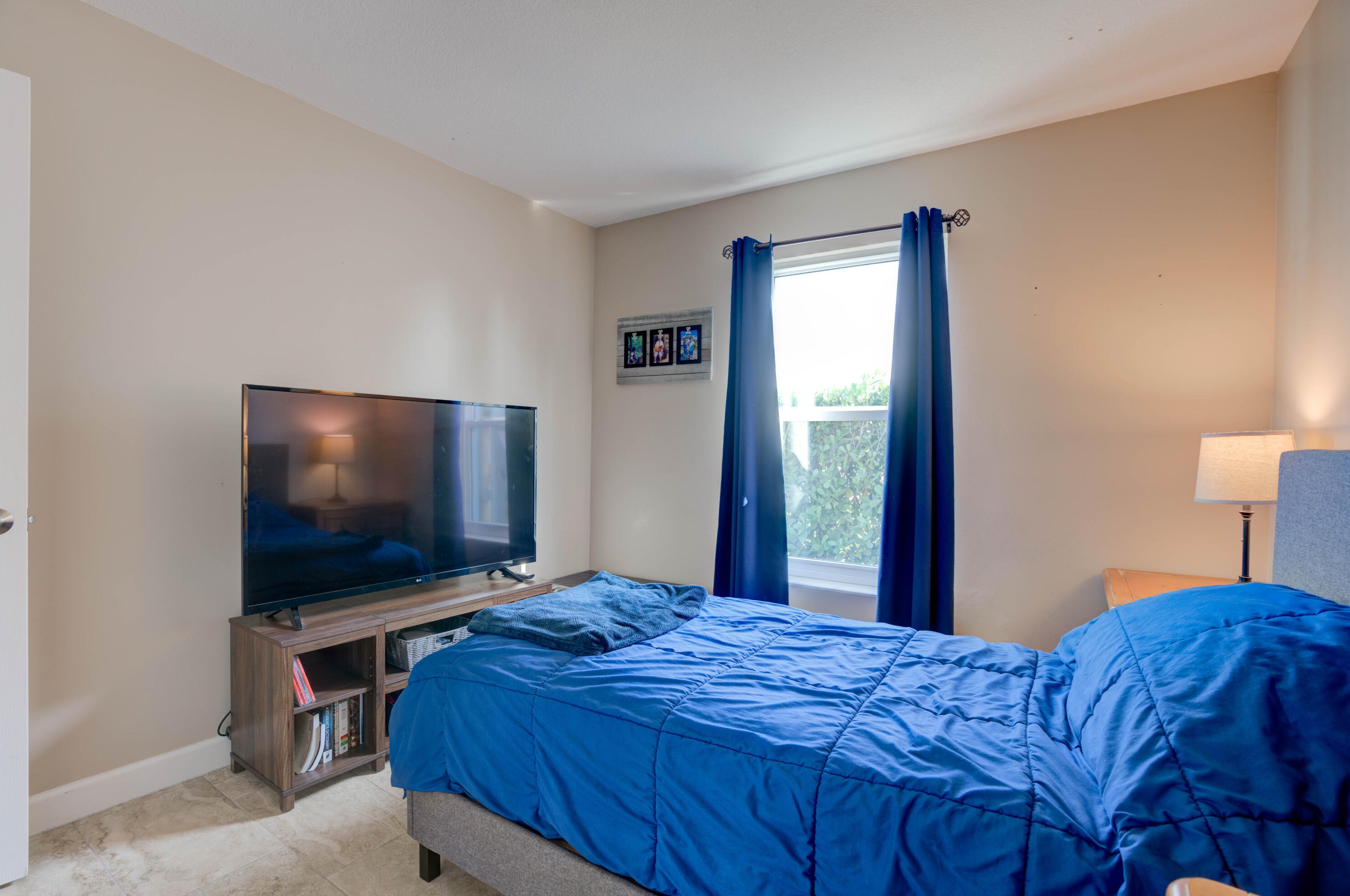 49 Chapel Ct, Jupiter FL 33469-2168 exterior