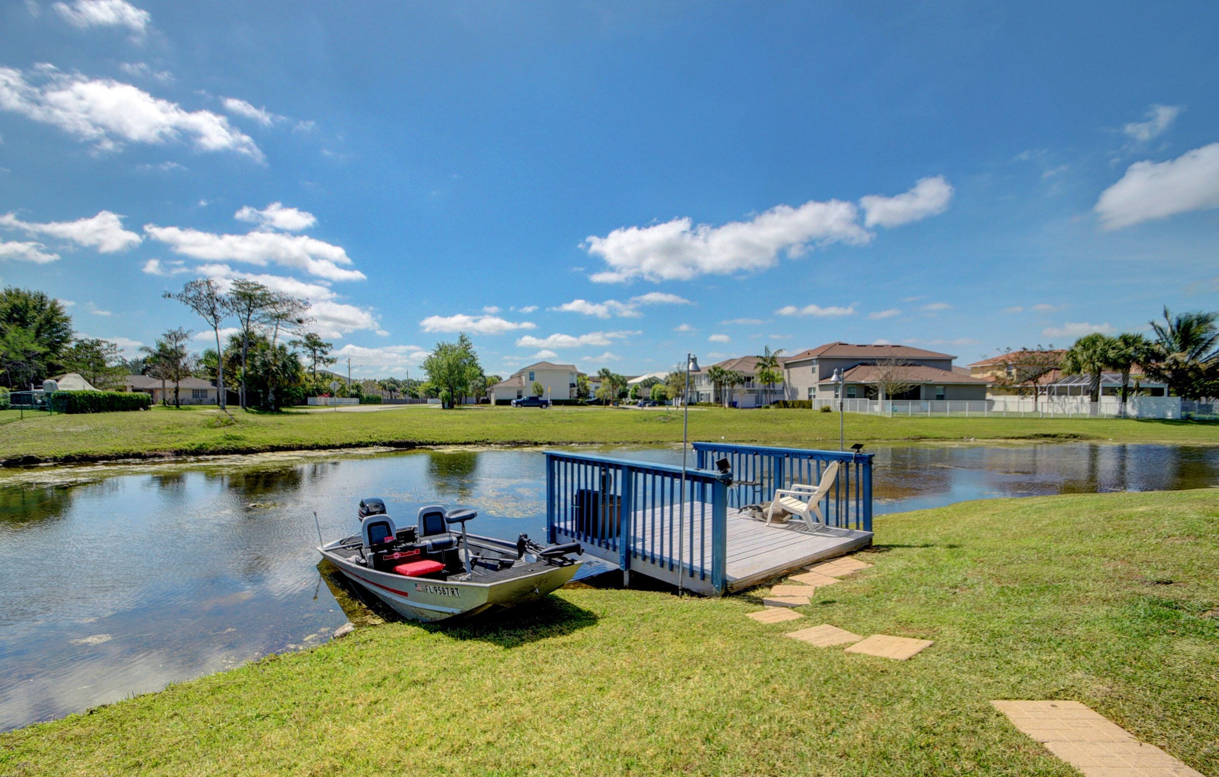 142 Cypress Trce, West Palm Beach, FL 33411-4707