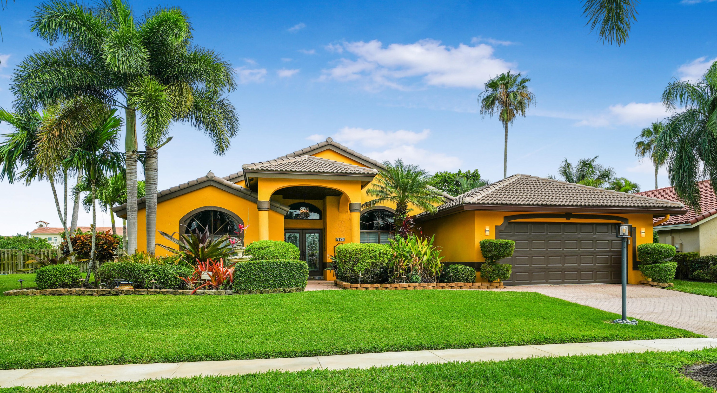 5750 Aspen Ridge Cir, Delray Beach, FL 33484