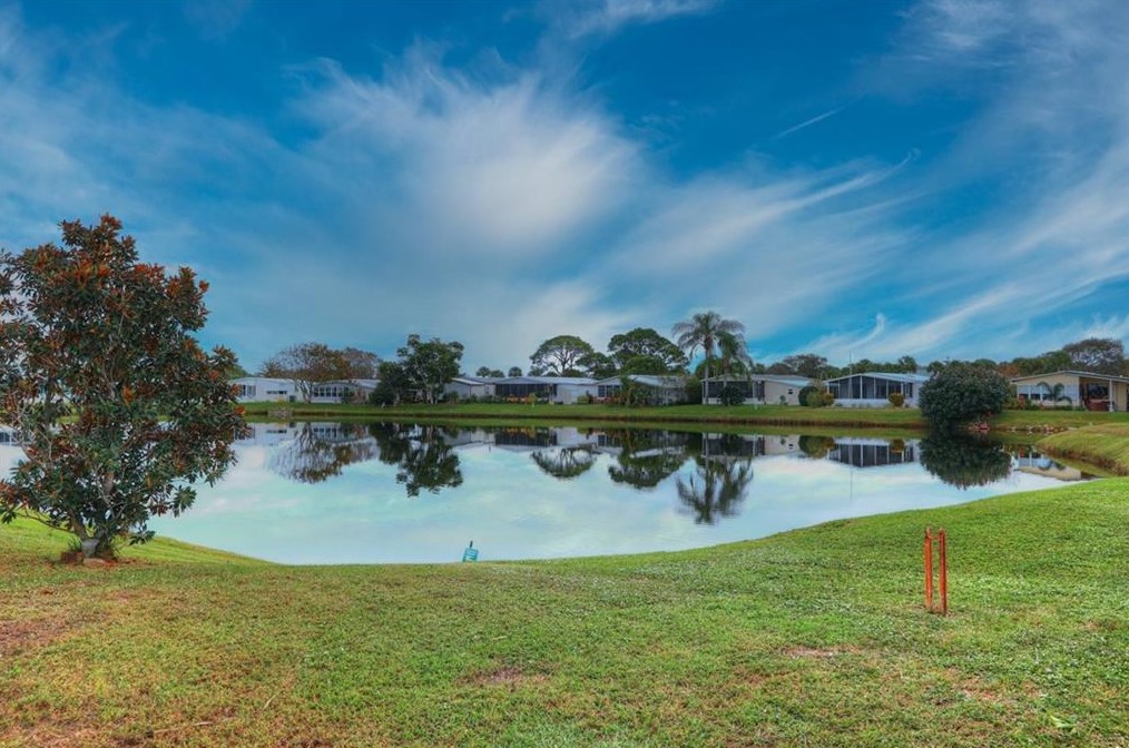 7605 Longhorn Ave #8, Sebastian, FL 32976