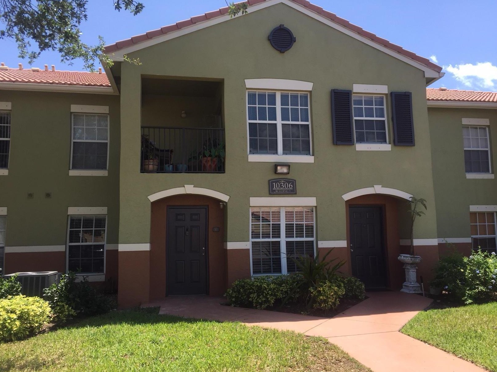 10306 Fox Trail Rd S #903, West Palm Beach, FL 33411