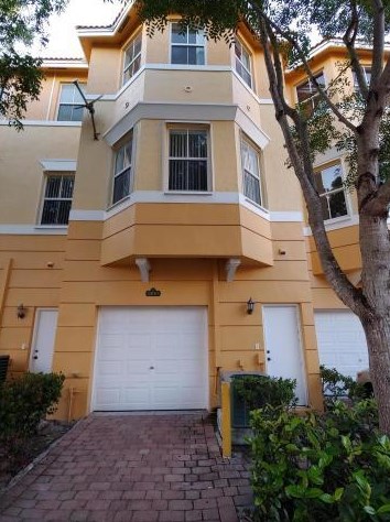 3607 Shoma Dr, West Palm Beach, FL 33414