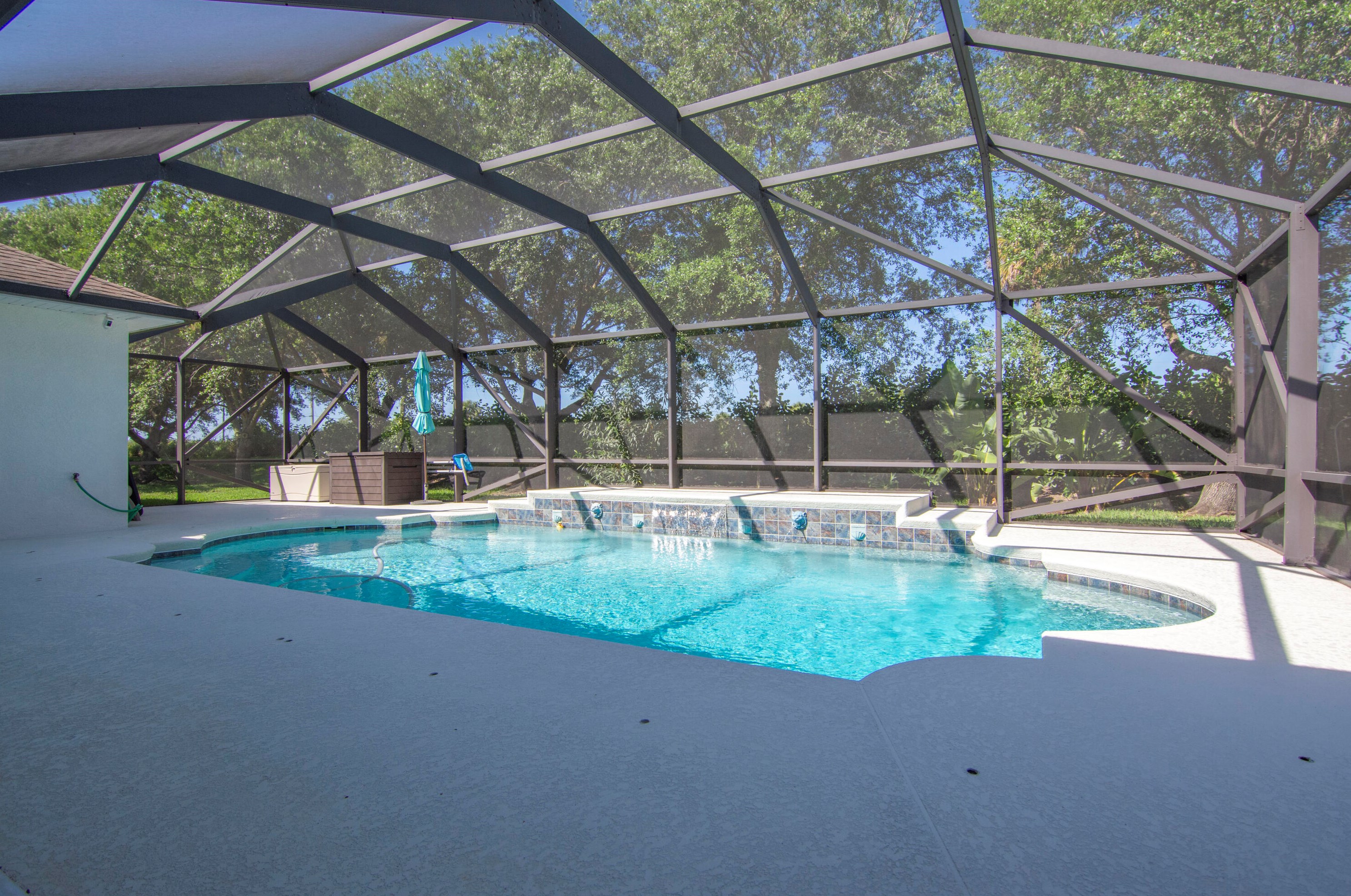 5679 Riverboat Cir, Vero Beach, FL 32968-7518