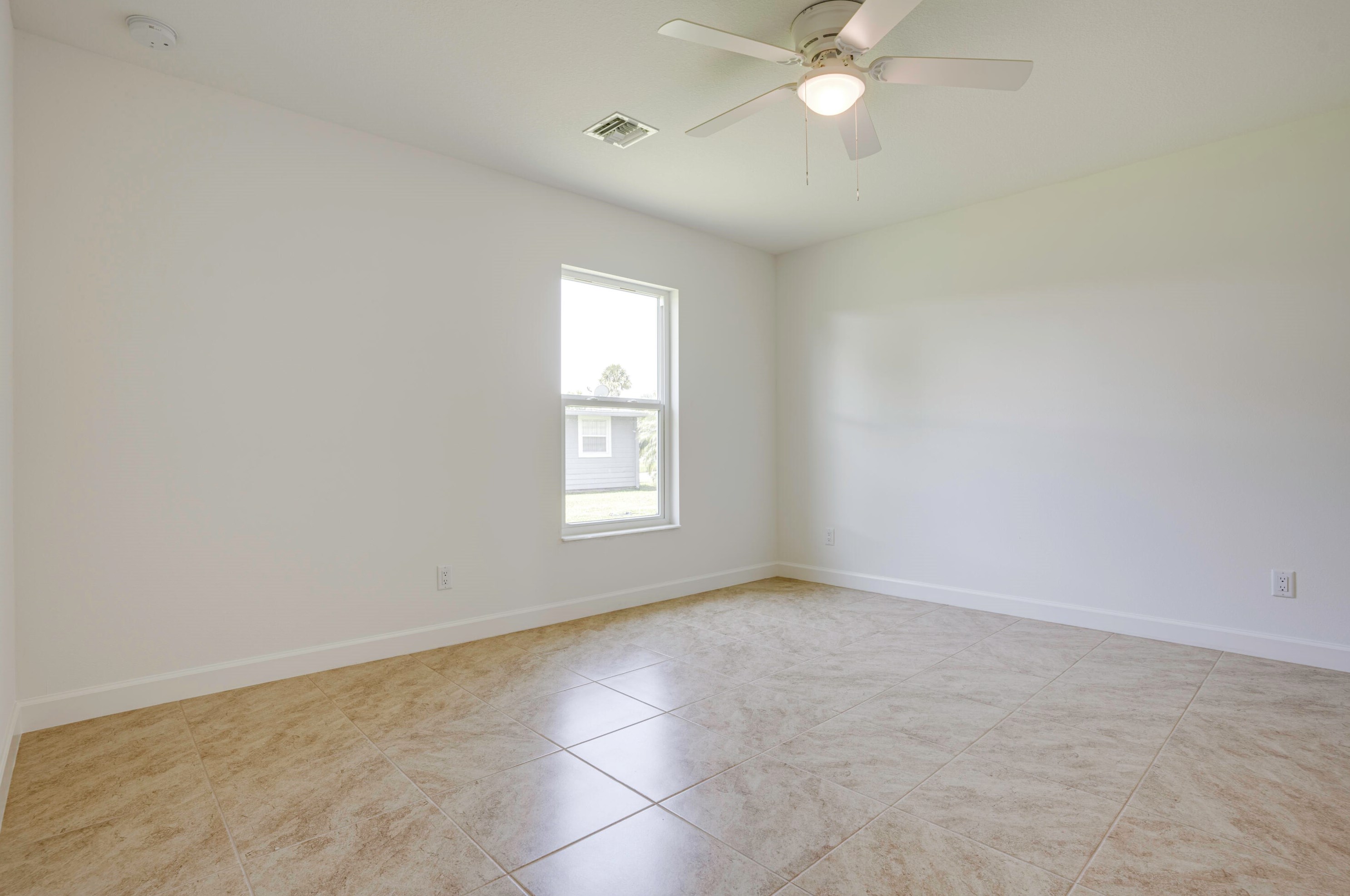 5002 43 St, Okeechobee FL exterior