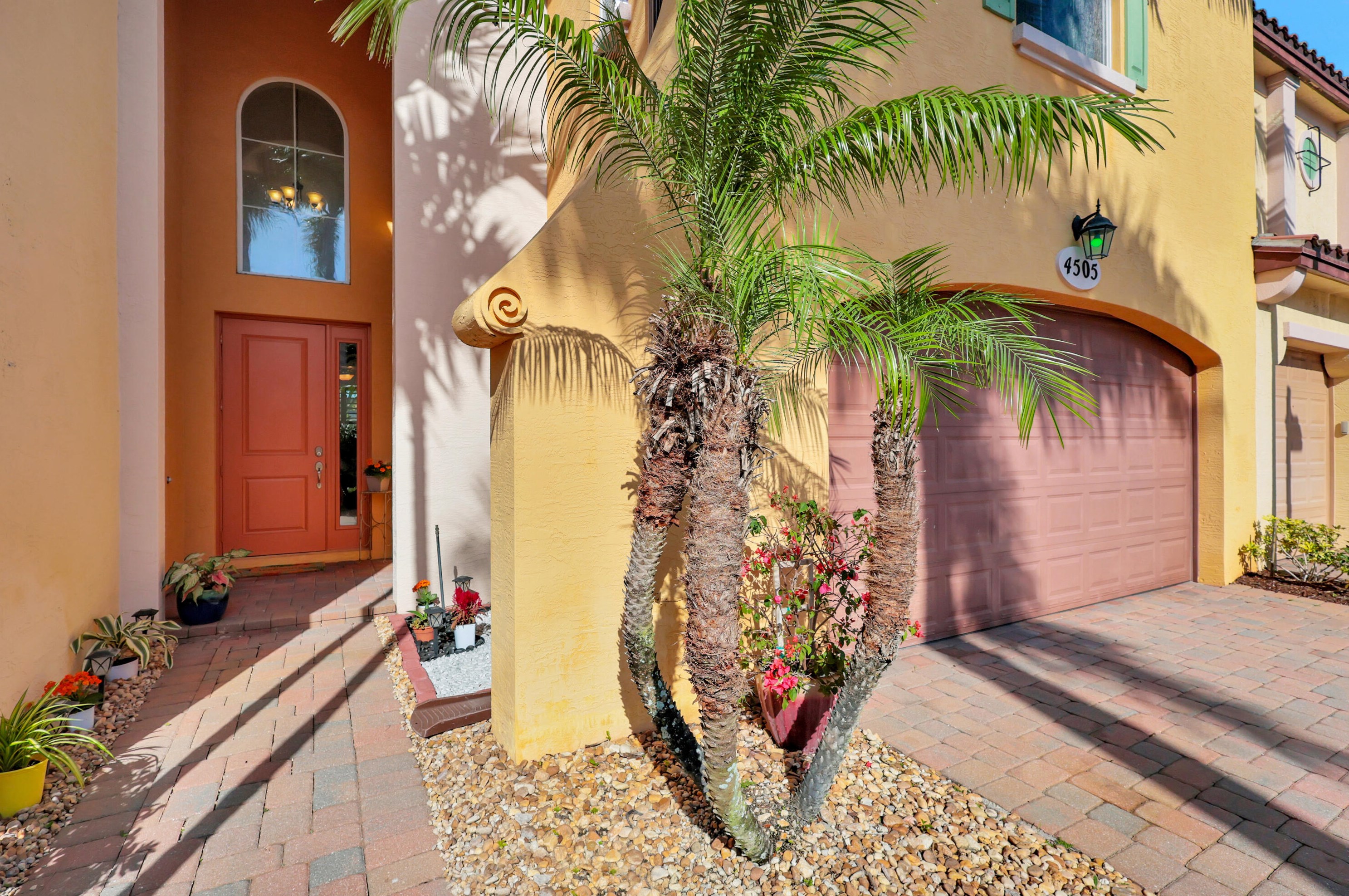 4505 Mediterranean Cir, West Palm Beach, FL 33418-1000