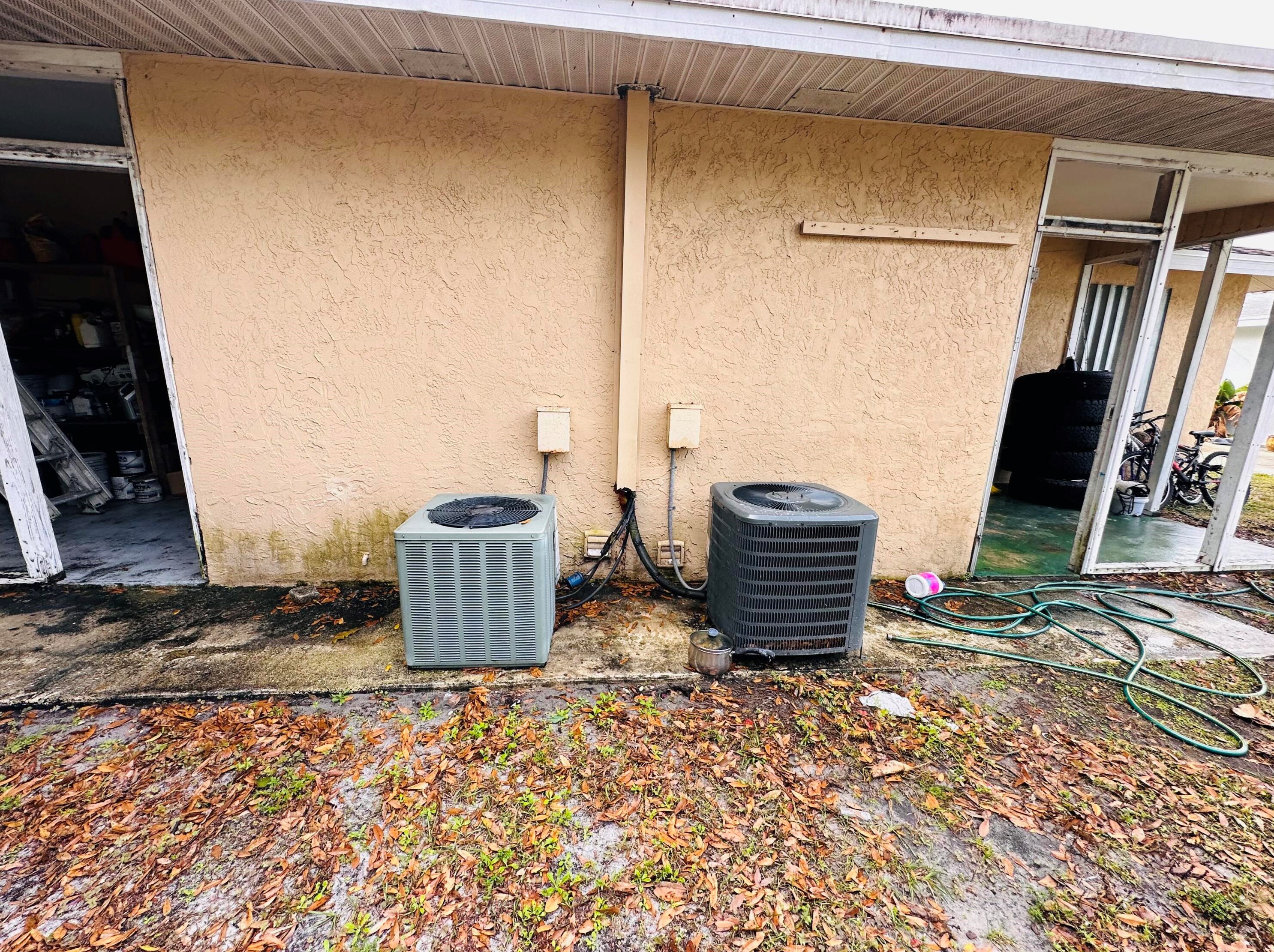 510 Wisteria Ave, Fort Pierce FL 34982-5967 exterior