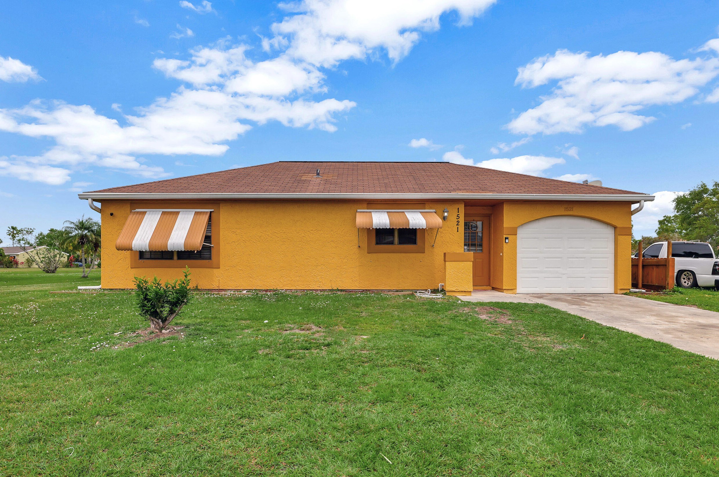 1521 Se Collette Cir, Fort Pierce, FL 34952
