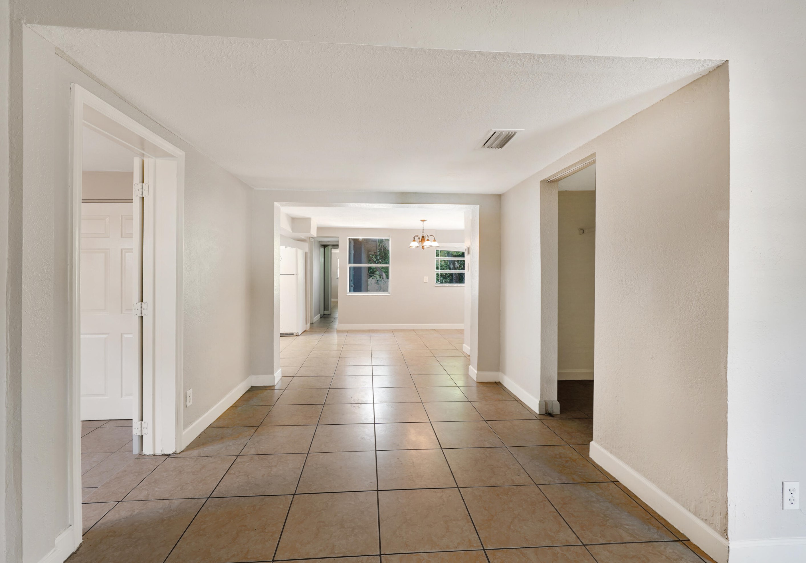 125 Hart St, Lake Worth FL  33462-4617 exterior