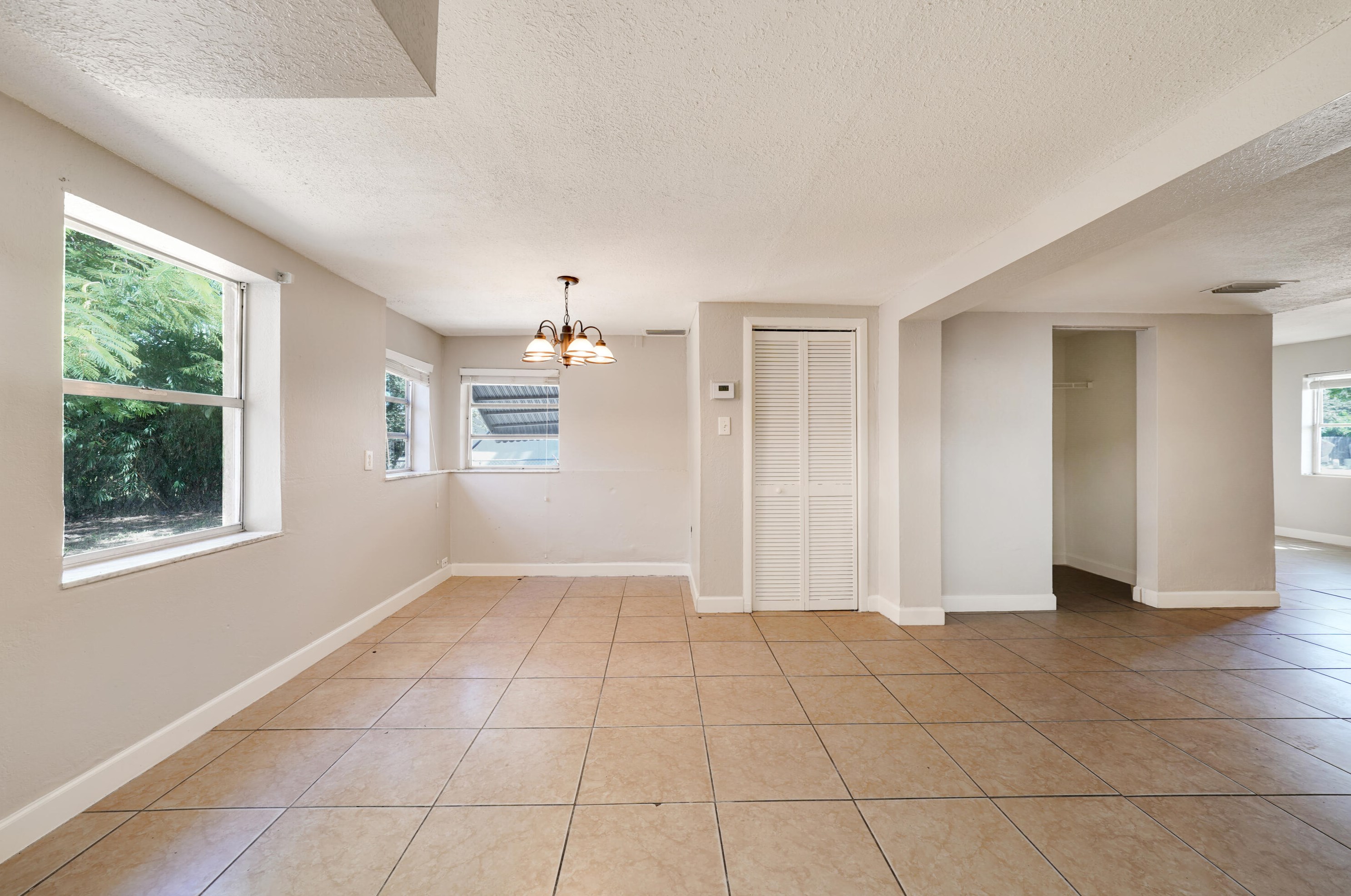 125 Hart St, Lake Worth FL  33462-4617 exterior