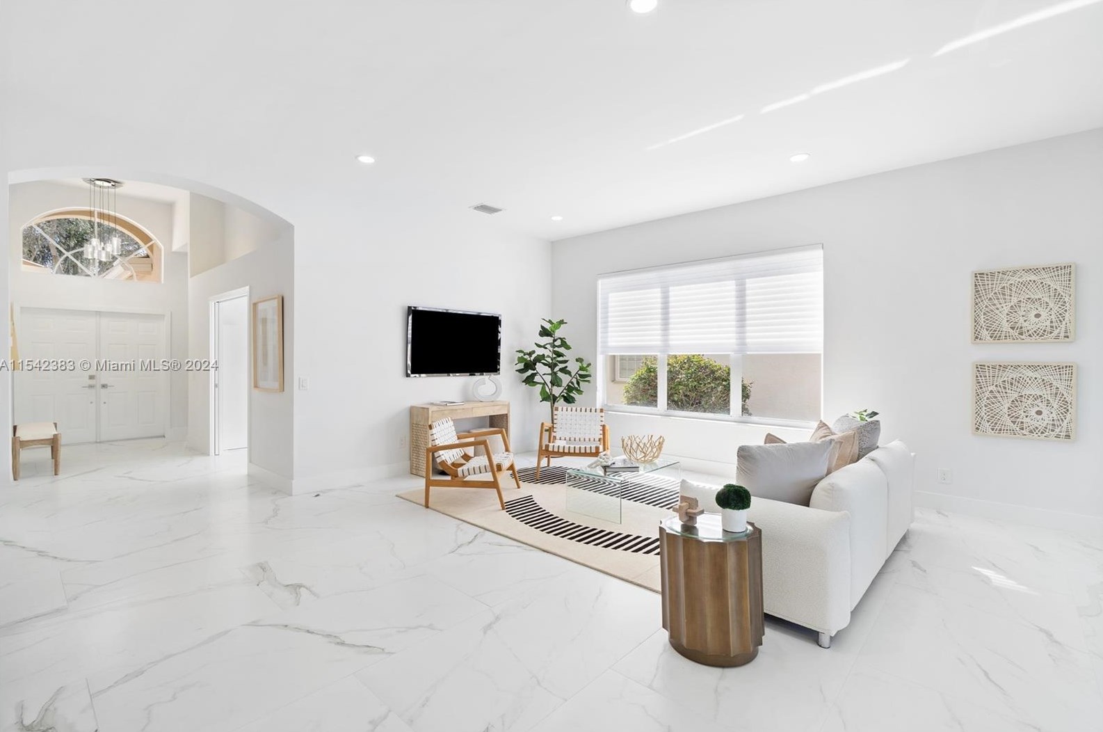 6635 Bali Hai Dr, Boynton Beach FL 33437-7046 exterior