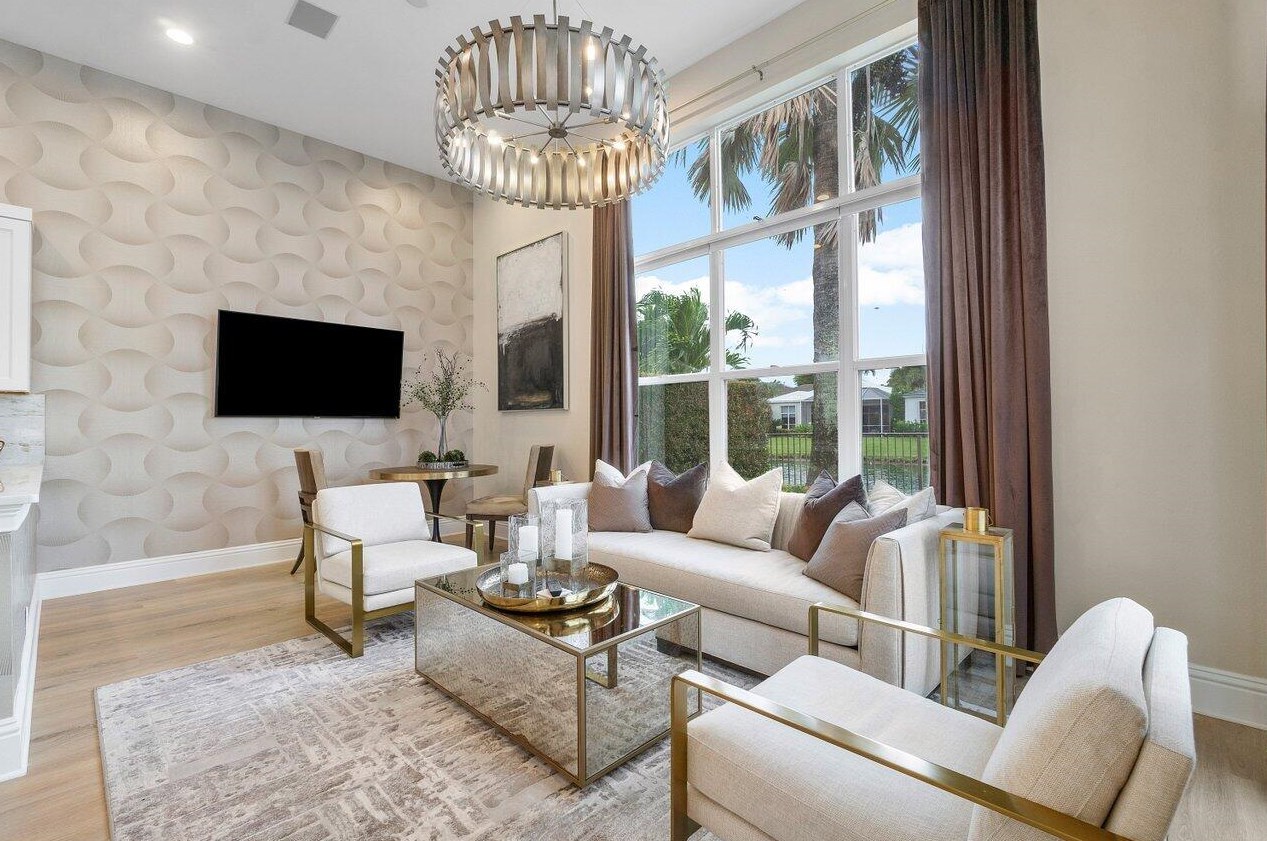 156 Sunset Bay Dr, West Palm Beach FL  33418-4587 exterior