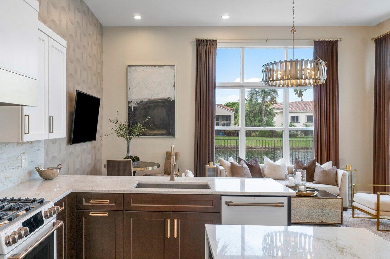 156 Sunset Bay Dr, West Palm Beach FL  33418-4587 exterior