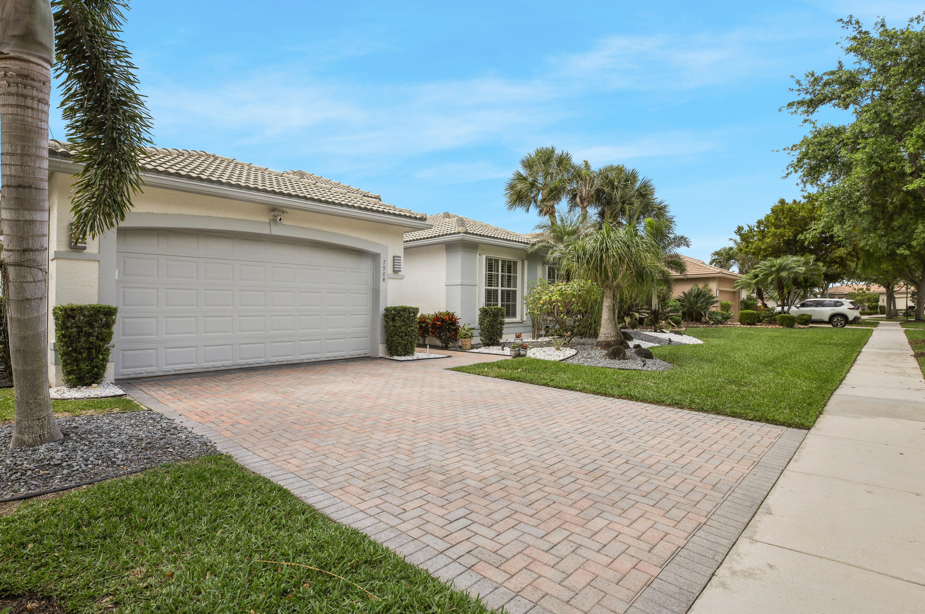 7904 Amethyst Lake Point, Lake Worth, FL 33467