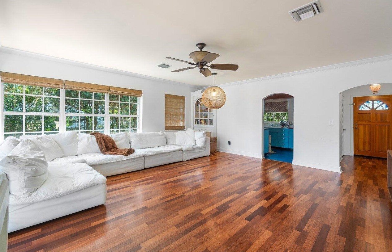 1122 N K St, Lake Worth, FL 33460
