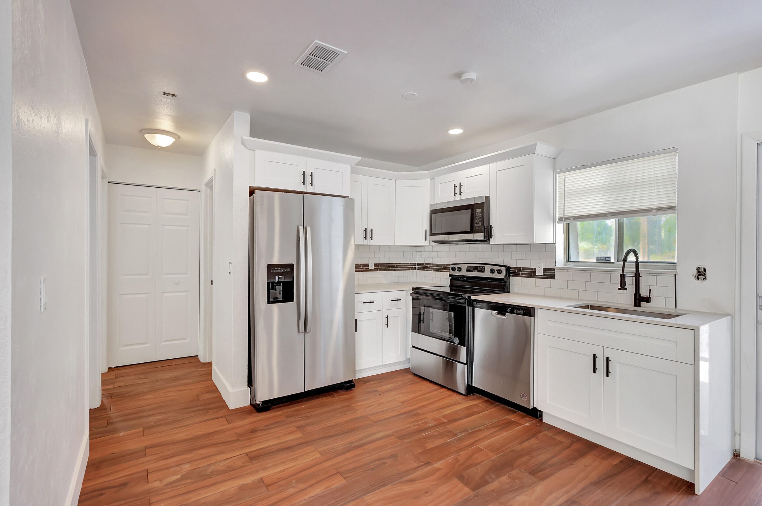 2041 Rainier Rd, Fort Pierce FL  34952-7613 exterior