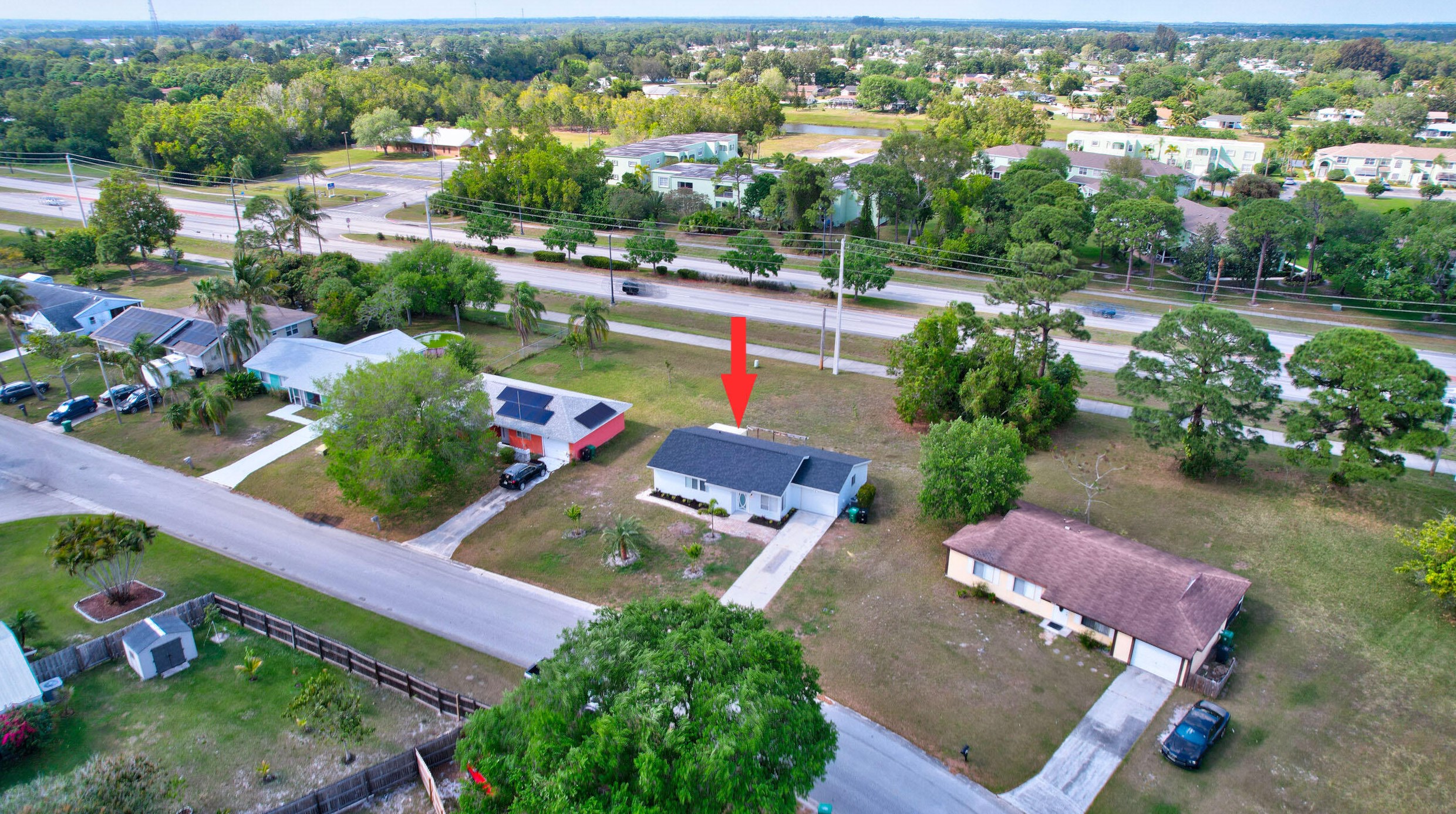 2041 Rainier Rd, Fort Pierce FL  34952-7613 exterior