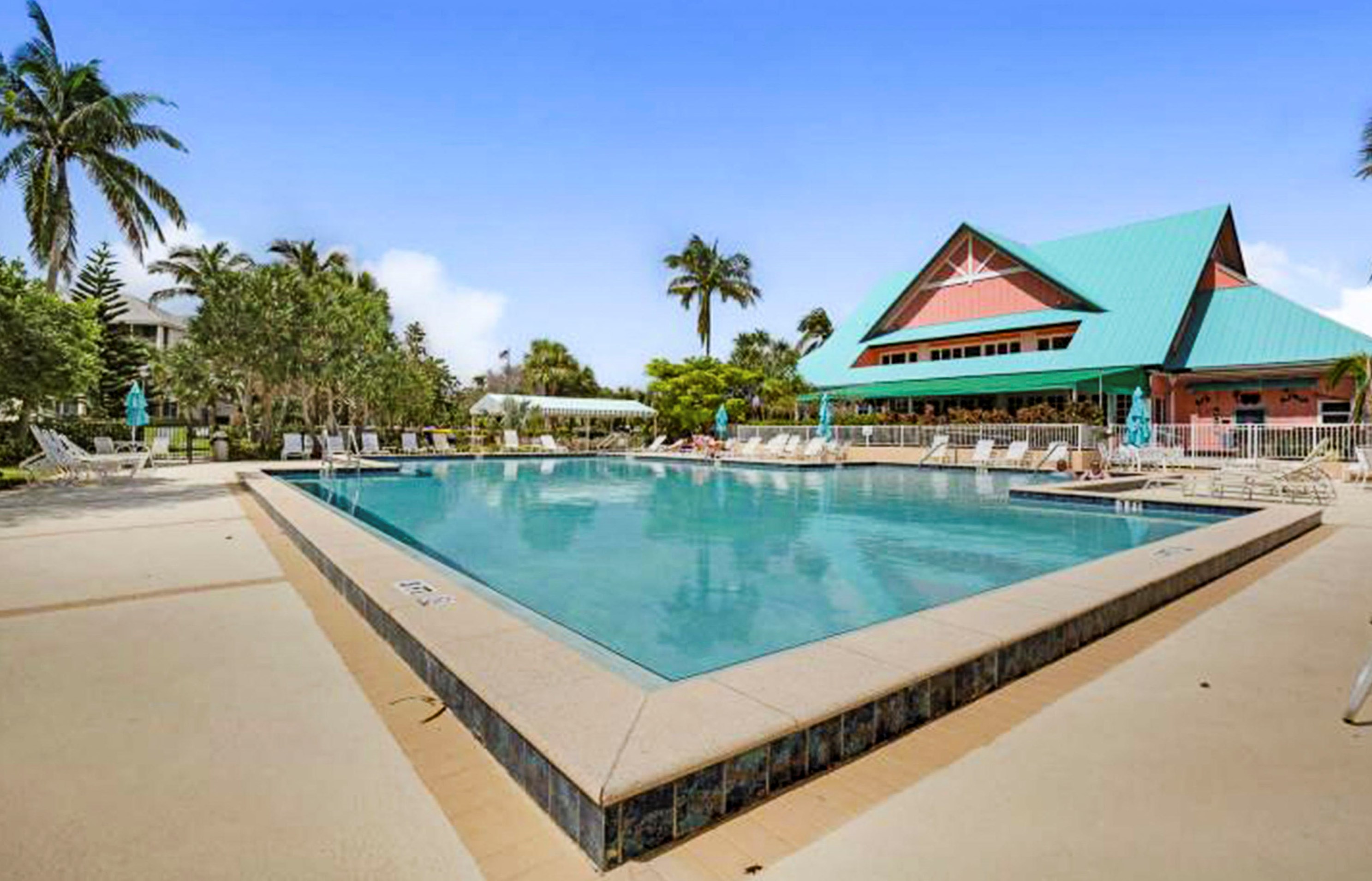 353 Us Highway 1, Jupiter FL 33477-5903 exterior