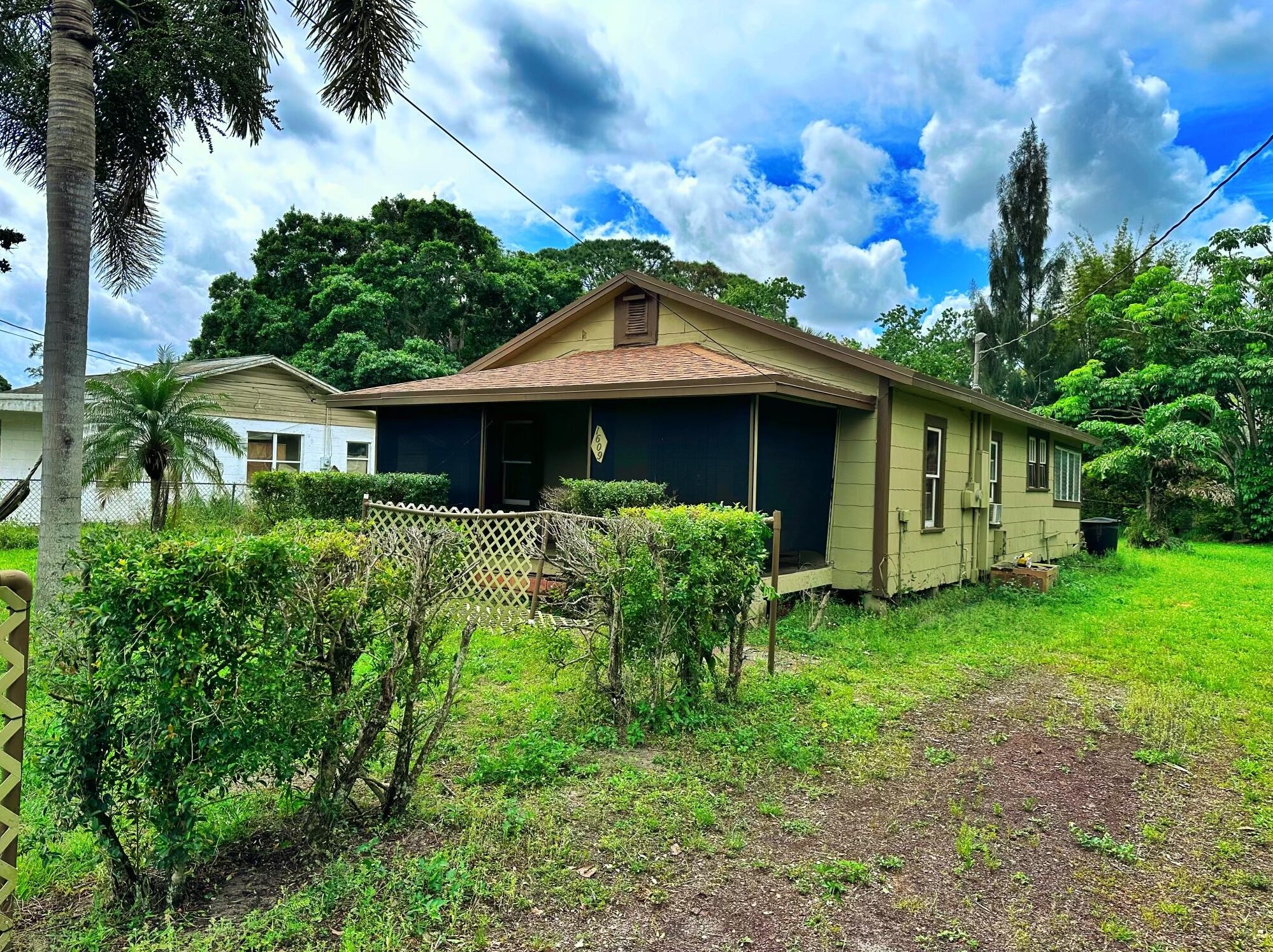 1609 29th St, Fort Pierce, FL 34947-1949