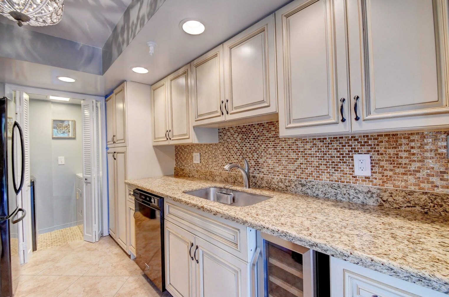 859 Jeffery St Apt 303, Boca Raton, FL 33487